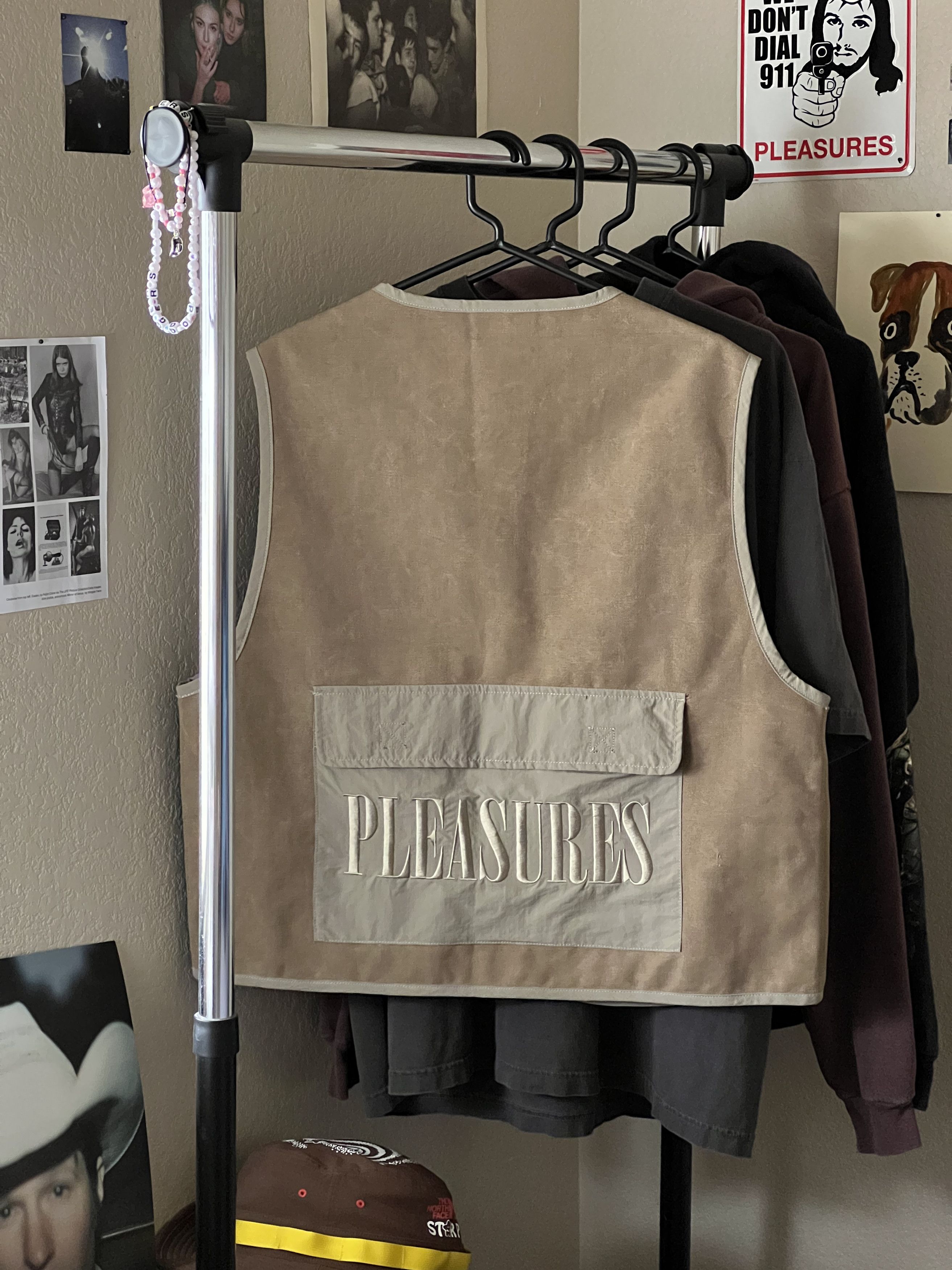 Pleasures Pleasures Beagle Hunting Vest Size US L / EU 52-54 / 3 - 2 Thumbnail