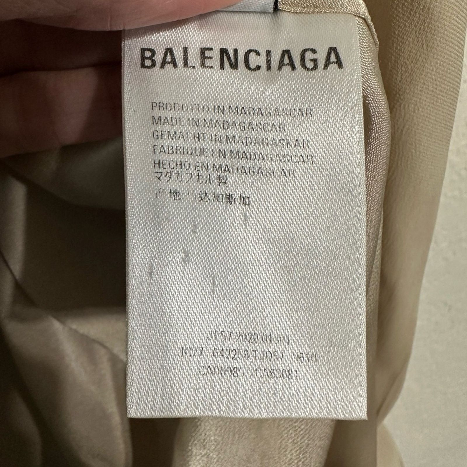 Balenciaga SS20 Unisex Oversized Button Front Shirt size FR 34 Beige Size ONE SIZE - 14 Thumbnail