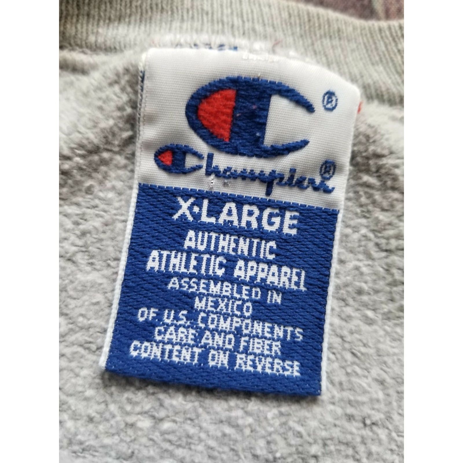 Champion VINTAGE Champion Sweatshirt Mens XL Gray Crewneck Fleece Script Logo Distressed 80s 90s Logo Mens XL Gray Sweatshirt Size US XL / EU 56 / 4 - 5 Thumbnail