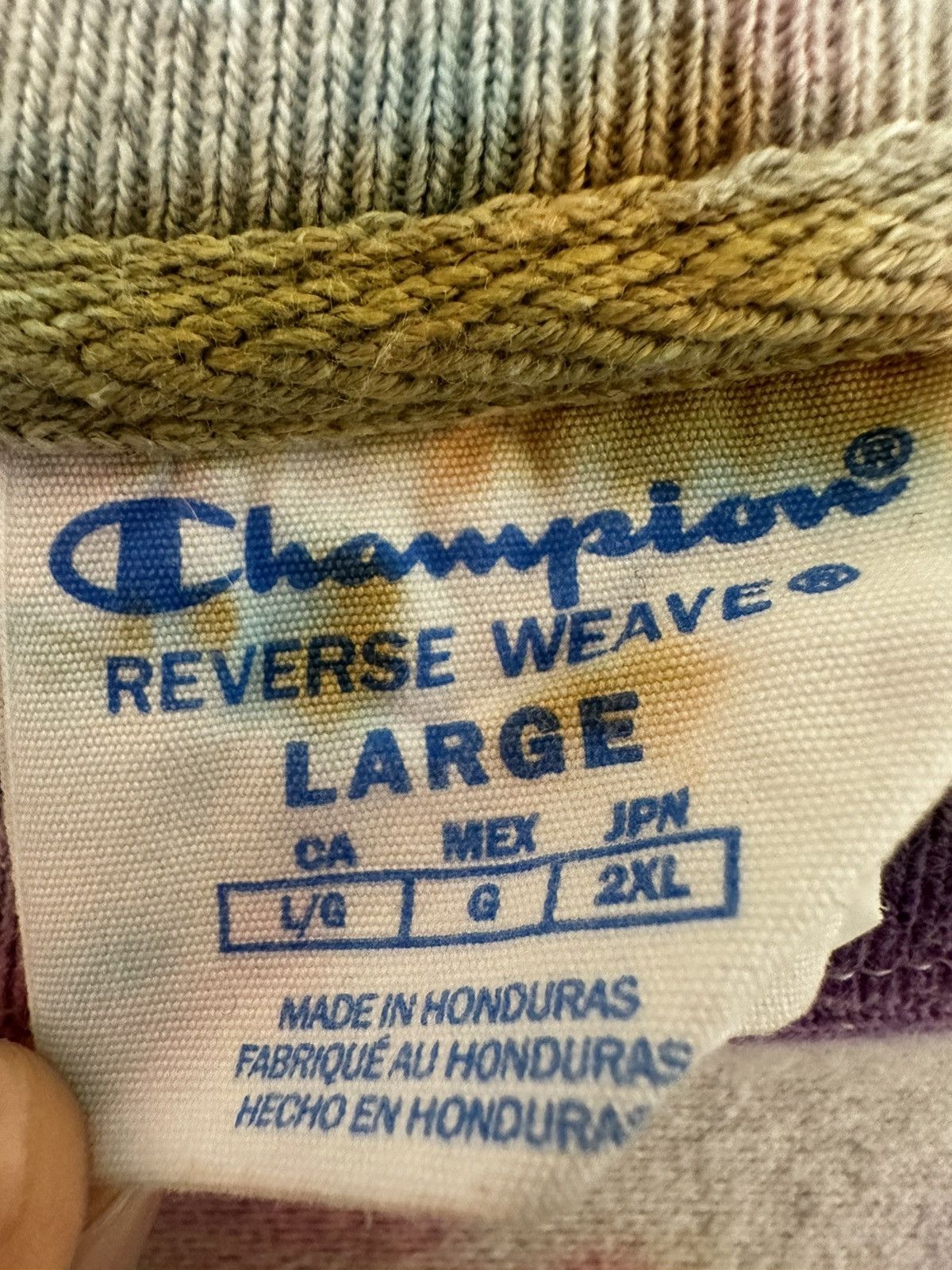 Champion Vintage Custom Blue Point Brewery Champion Tie Dye Crewneck Size US L / EU 52-54 / 3 - 3 Thumbnail