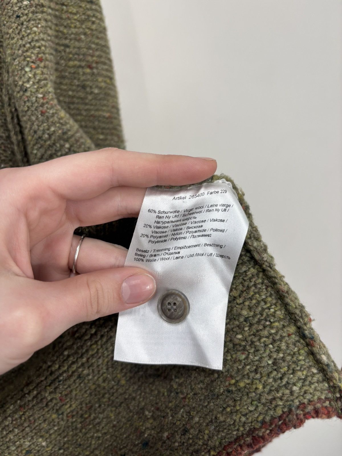 Other Maerz Muenchen Women’s Khaki Wool Blend Cardigan Sweater Size XL / US 12-14 / IT 48-50 - 13 Thumbnail