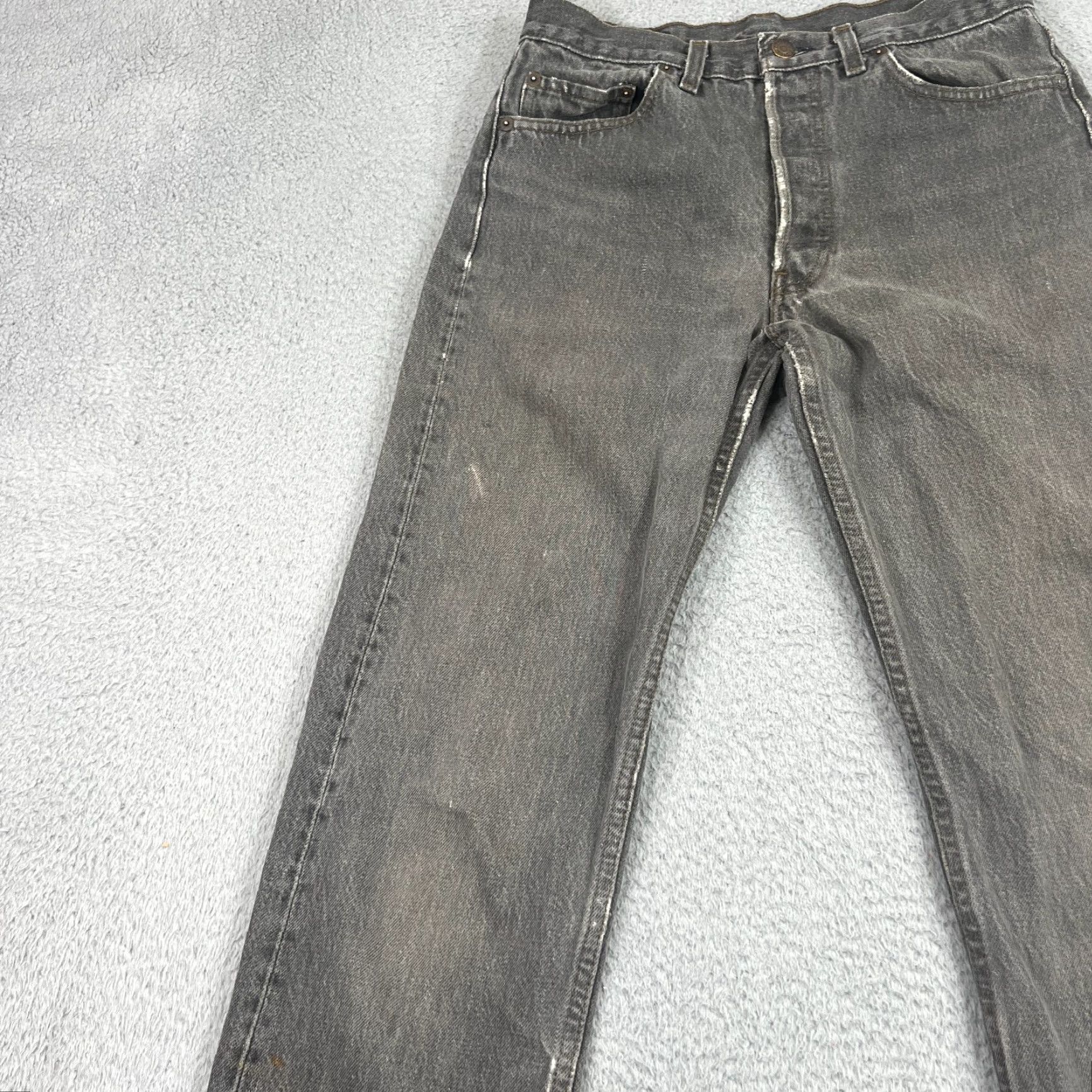 Levi's VINTAGE Levi's 501 Jeans 29x33 Black Distressed Button Fly USA Mens Size US 29 - 3 Thumbnail