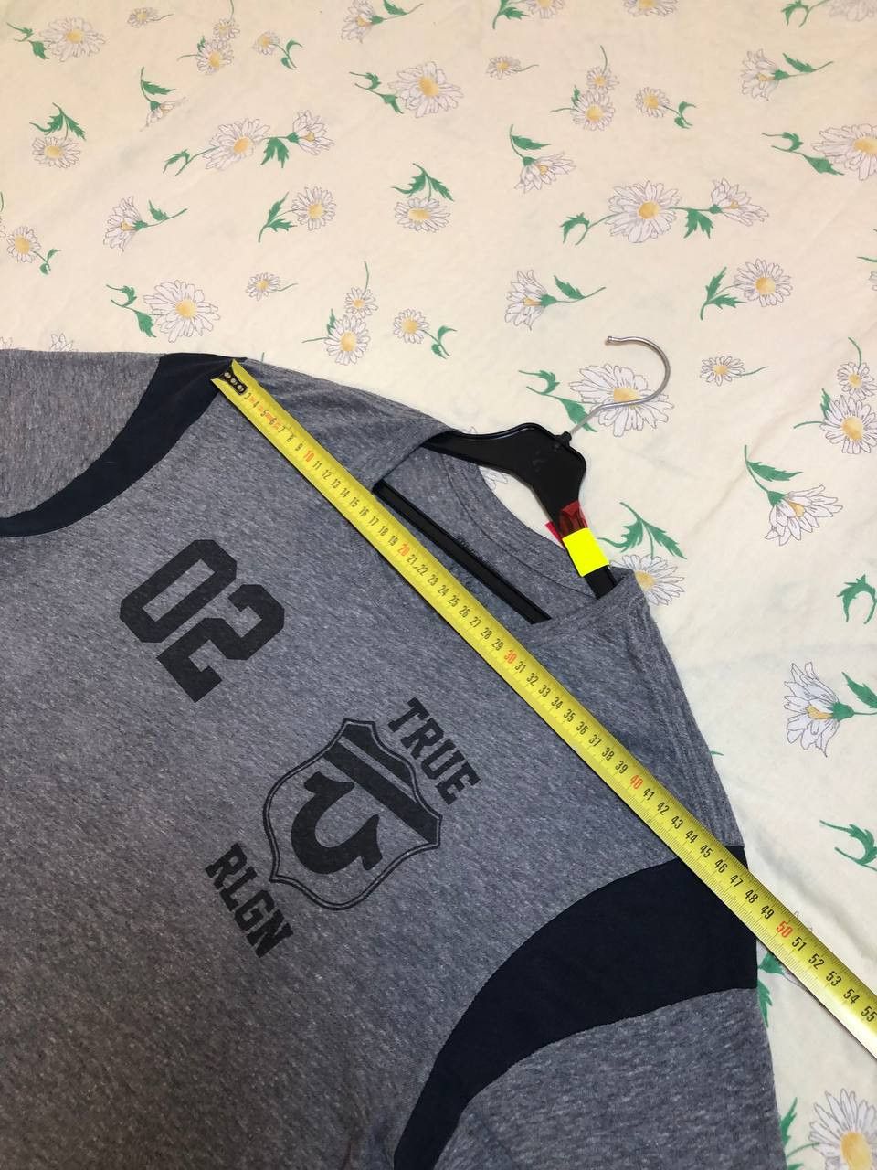 True Religion Y2K T-shirt gray True Religion logo #02 Vintage Size US M / EU 48-50 / 2 - 7 Thumbnail