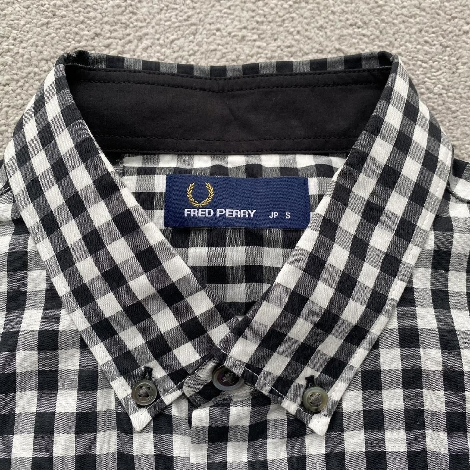 Fred Perry Fred Perry Japan Sample Short Sleeve Button Up Shirt Size US S / EU 44-46 / 1 - 4 Thumbnail
