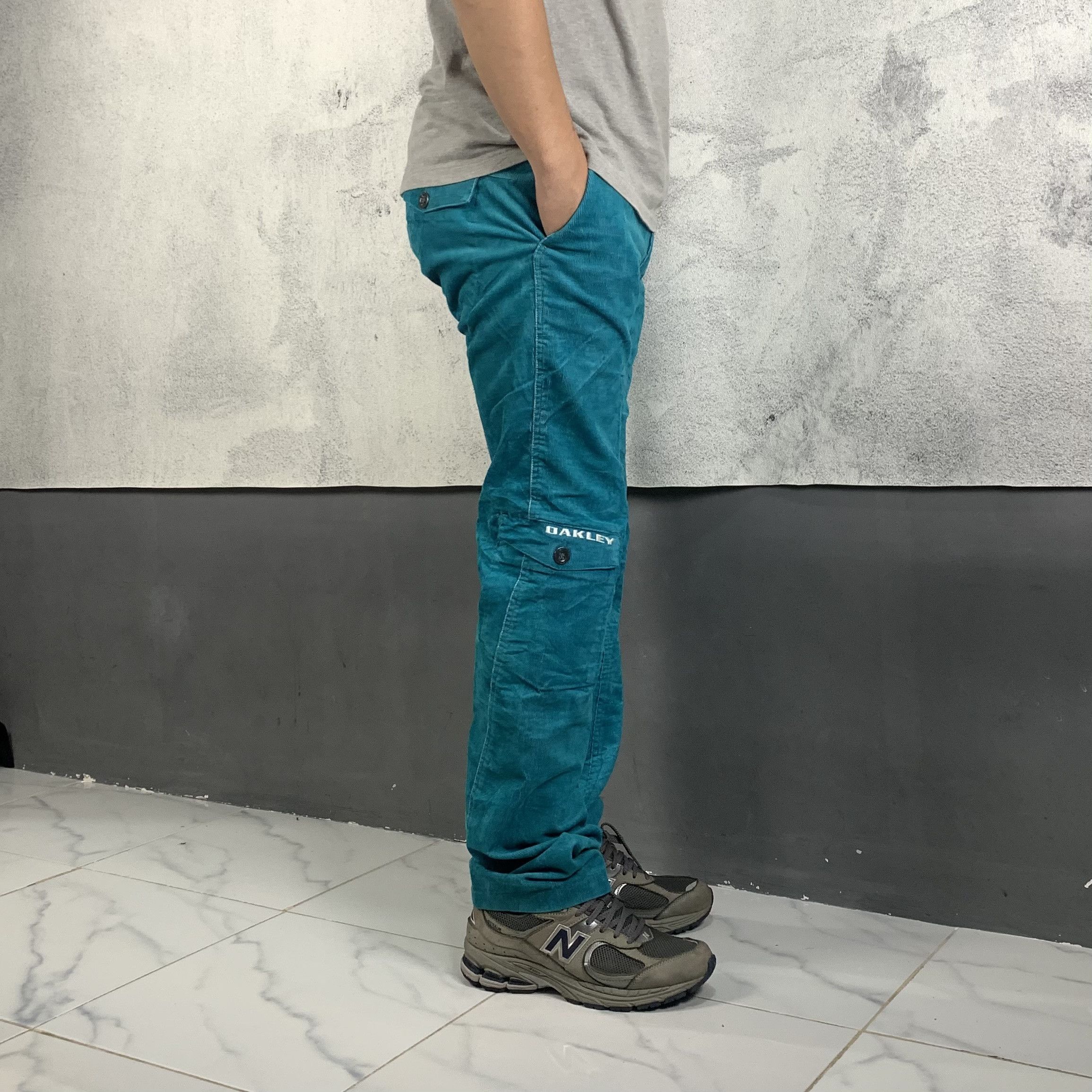 Oakley Oakley Corduroy Pants Size US 34 / EU 50 - 8 Thumbnail