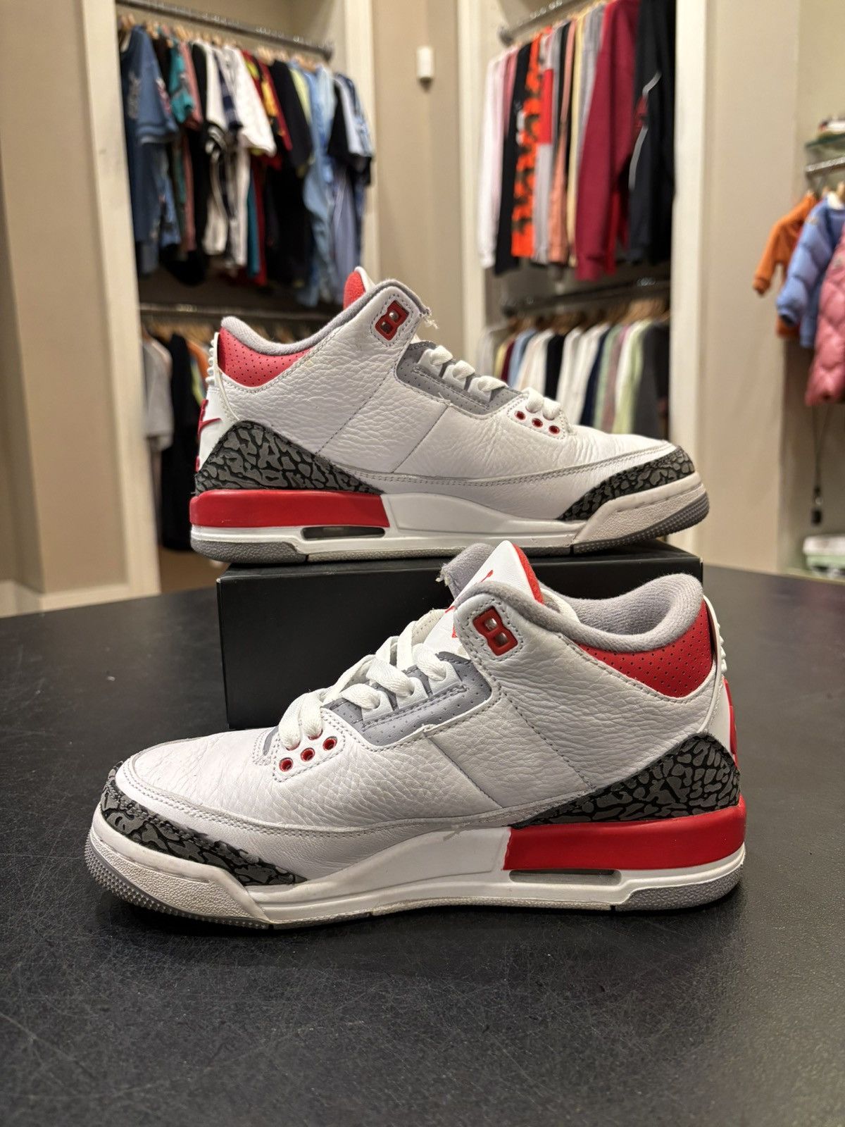 Jordan Brand Jordan 3 Retro ‘Fire Red’ Size US 6 / EU 39 - 2 Thumbnail