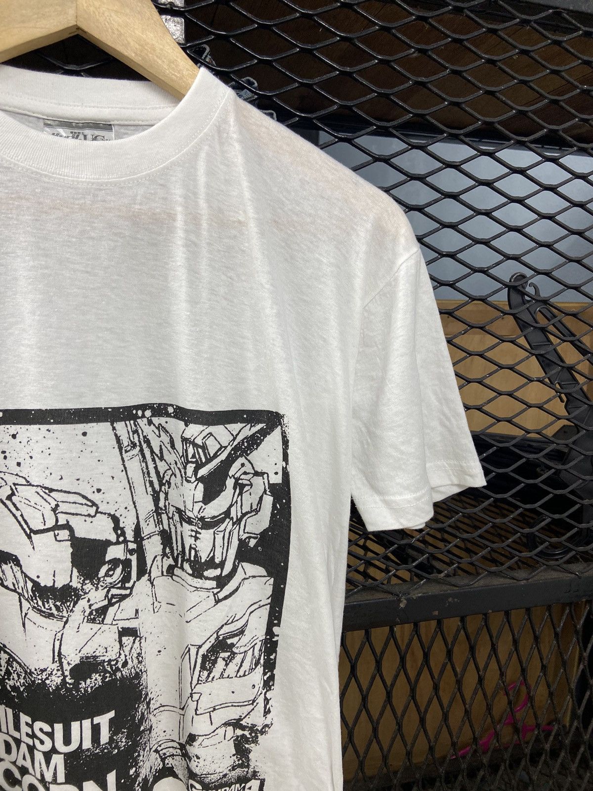 Cartoon Network × Japanese Brand × Vintage Vintage Y2K Gundam Rare Design Tee Size US M / EU 48-50 / 2 - 3 Thumbnail