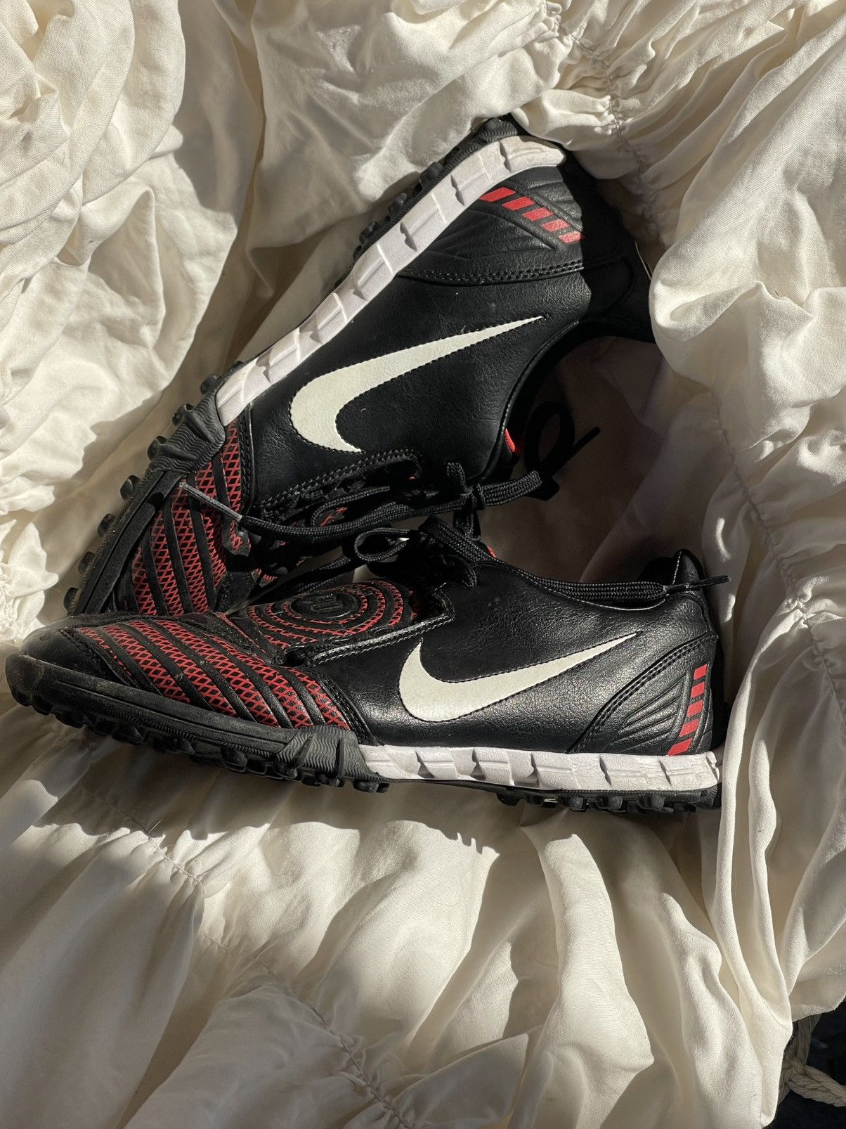 Nike 2008 Nike Total 90 Vintage sneakers Size US 8 / EU 41 - 12 Thumbnail