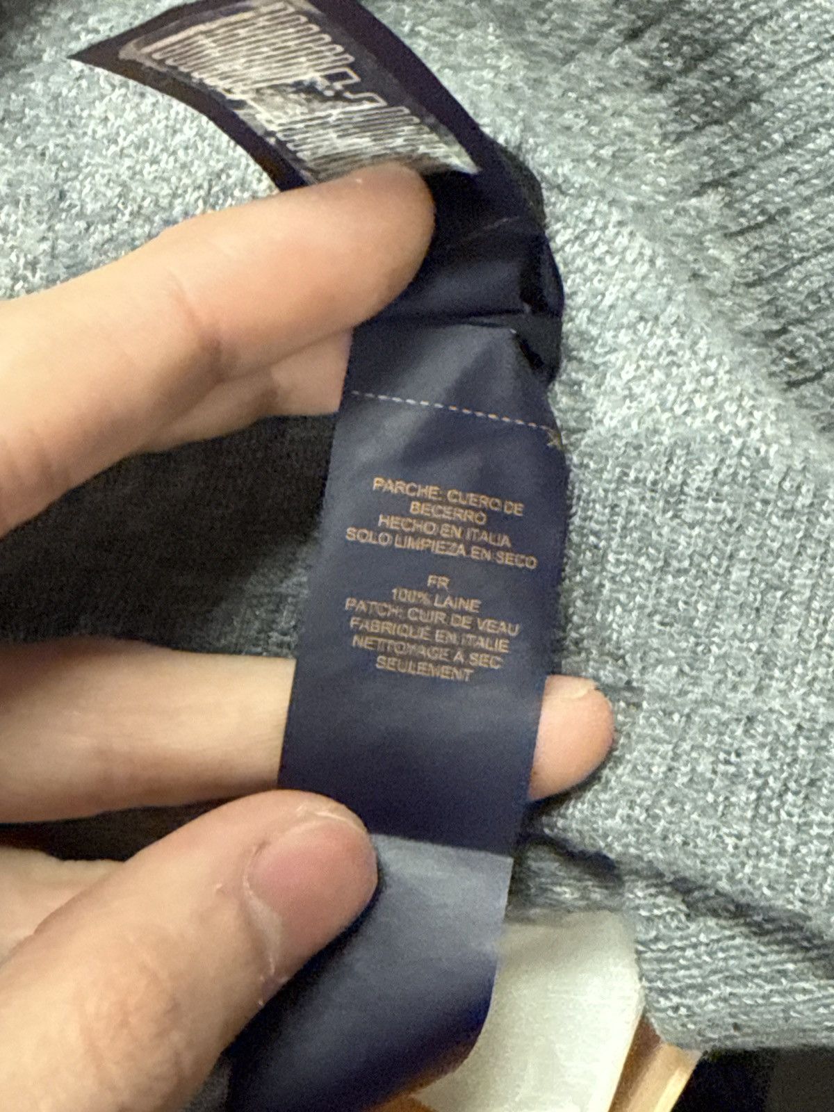 Louis Vuitton Louis Vuitton Grey Beanie Box + Reciept Size ONE SIZE - 24 Thumbnail