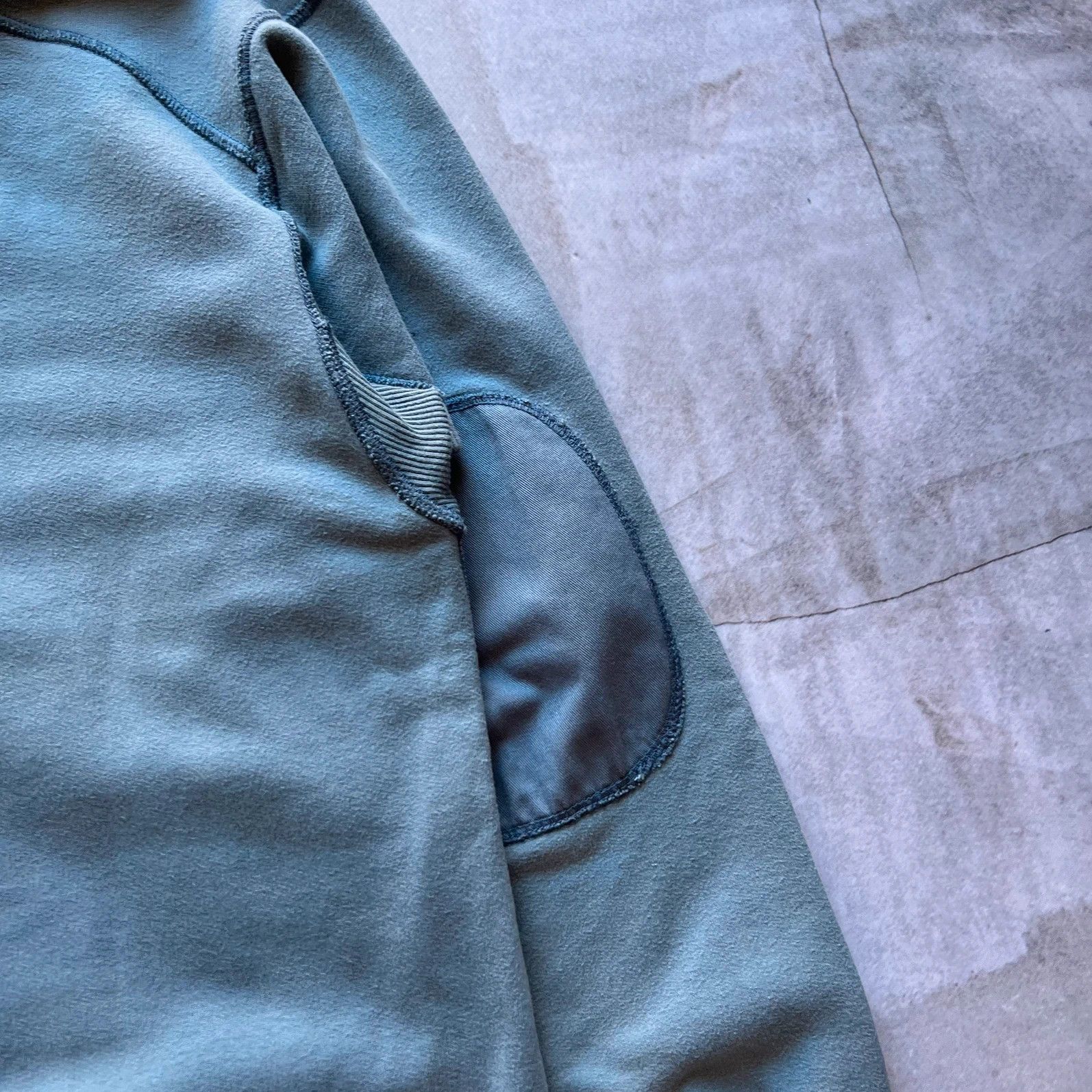 Nike vintage 00s Nike hoodie sweatshirt avantgarde style diesel Size US M / EU 48-50 / 2 - 6 Thumbnail