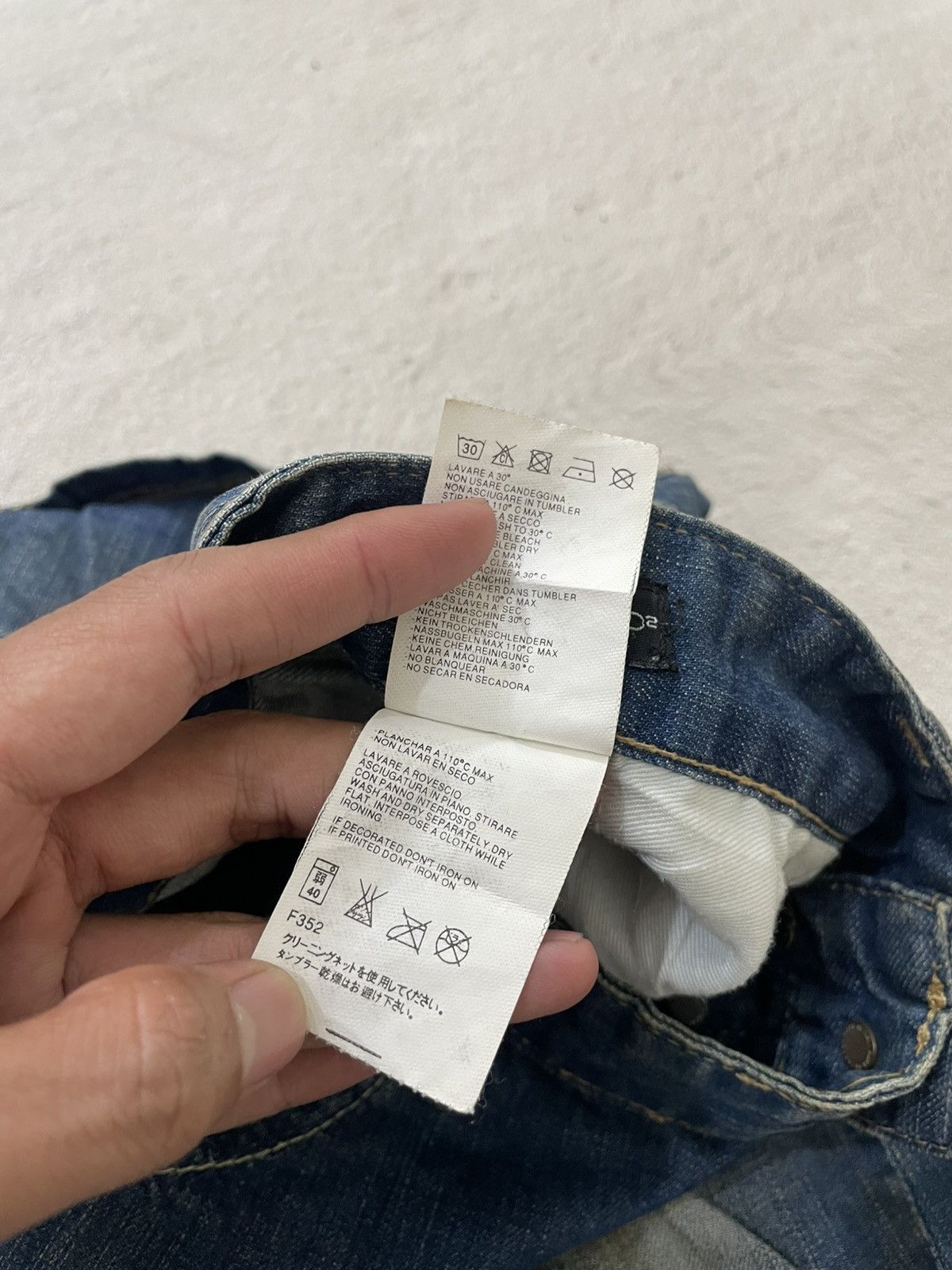 Japanese Brand 2000s Dsquared Patchwork Denim Ripped Mudwash Jeans Y2K Size US 33 - 8 Thumbnail