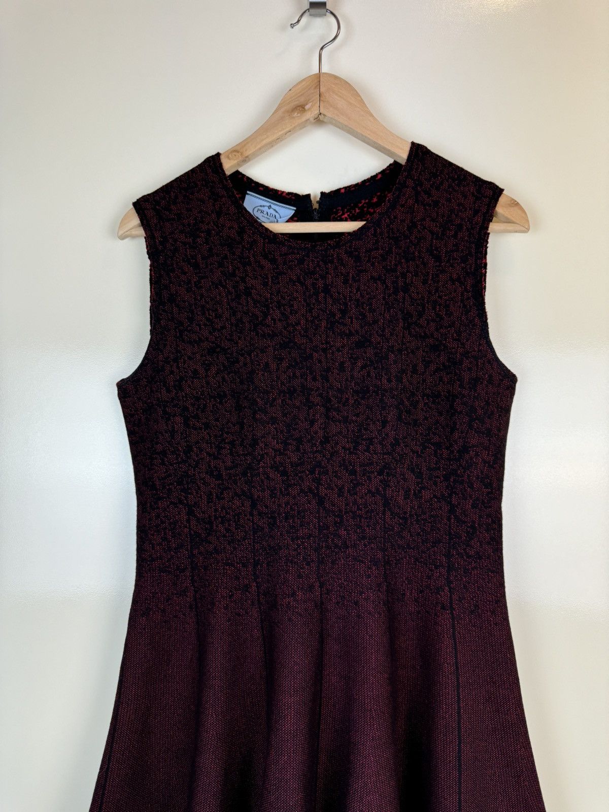 Prada Prada wool burgundy red dress midi gown evening winter M Size M / US 6-8 / IT 42-44 - 3 Thumbnail