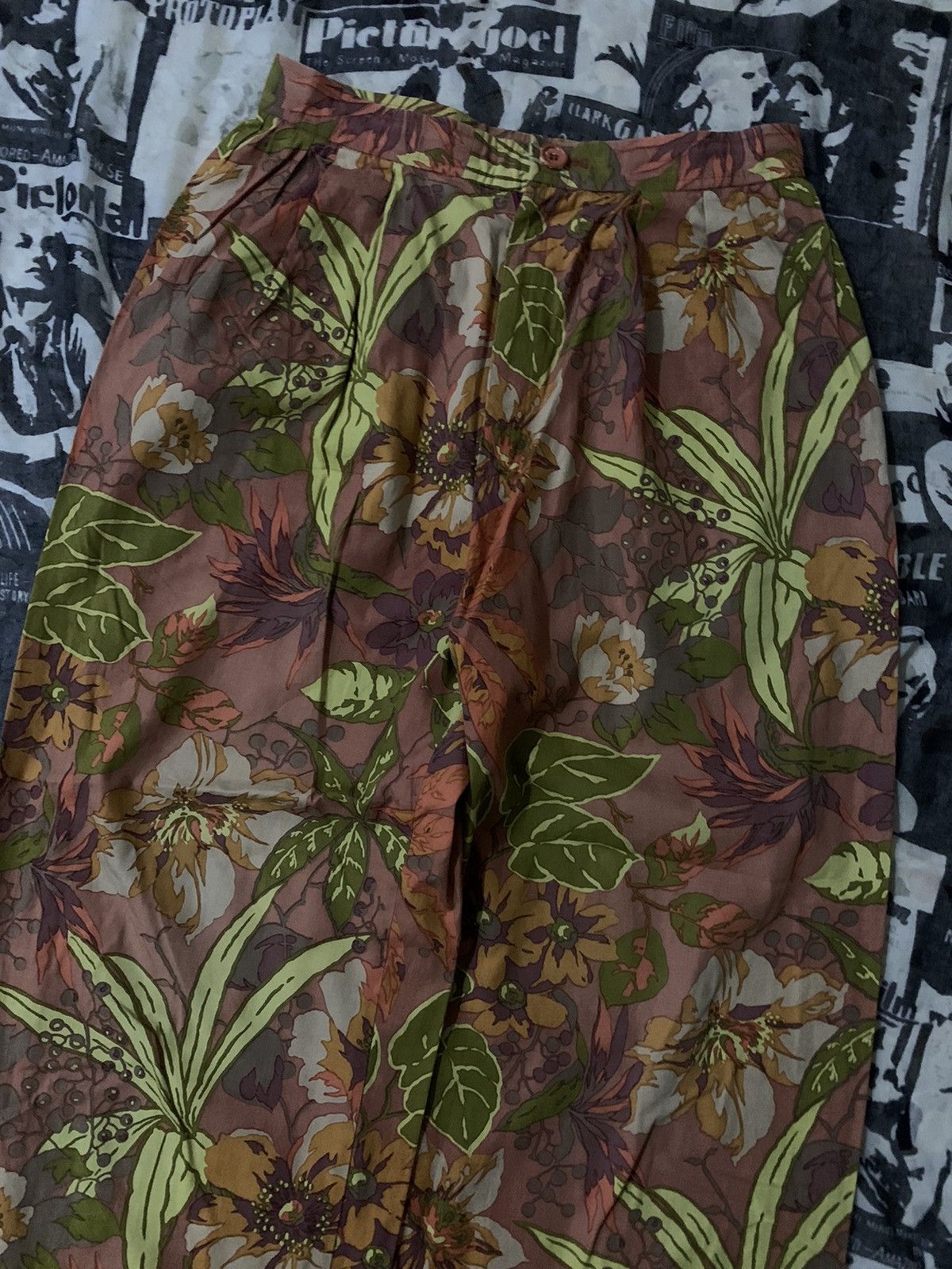 Yves Saint Laurent 💥Vintage 90s Yves Saint Laurent Floral Wide Pant Size 26" / US 2 / IT 38 - 2 Thumbnail