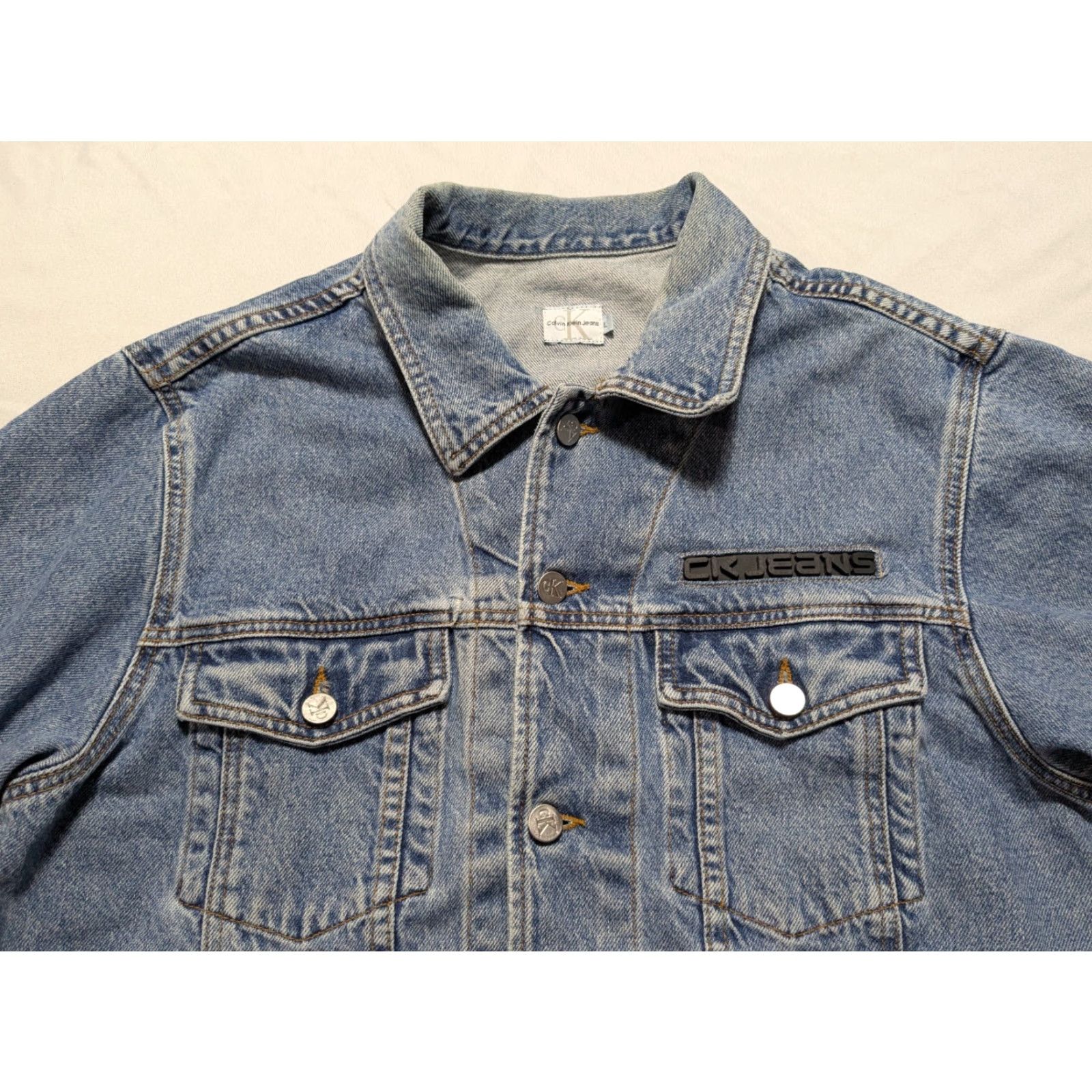 Calvin Klein VINTAGE Calvin Klein CK Jeans Men Large Double Stone Wash Denim Trucker Jacket Size US 33 - 2 Thumbnail