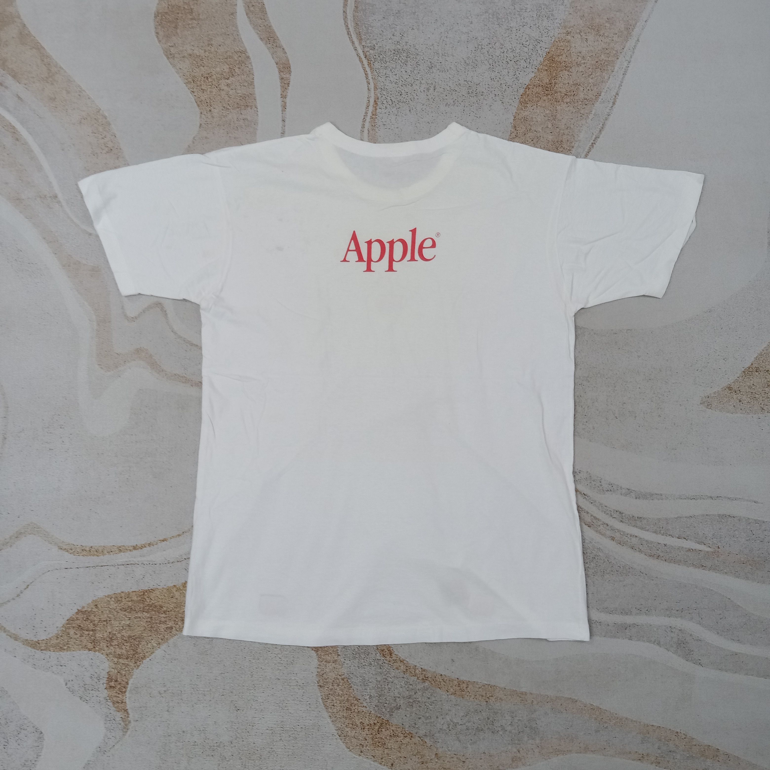 Apple Macintosh by Apple Promo Tshirt C259N10 Size US M / EU 48-50 / 2 - 6 Thumbnail