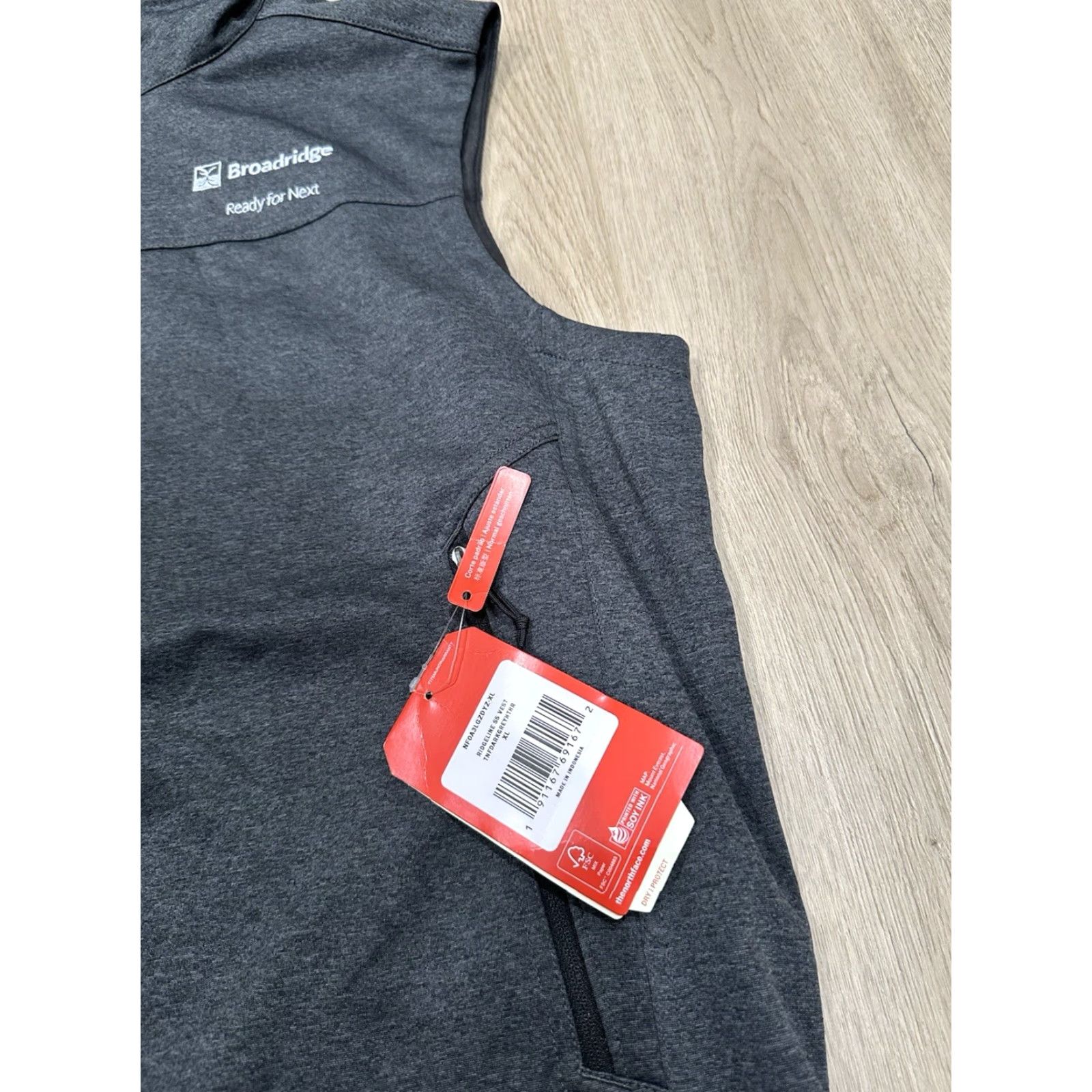 The North Face The North Face Ridgeline Vest Mens XL Gray Softshell Zip Embroidered Logo NWT Size US XL / EU 56 / 4 - 6 Thumbnail