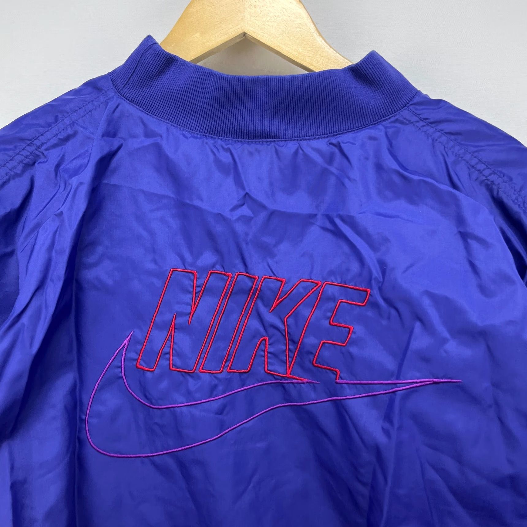 Nike VINTAGE Nike Windbreaker Jacket XL Men Purple 90s 80s "Pullover" Thermal Nylon Windbreaker Size US XL / EU 56 / 4 - 5 Thumbnail