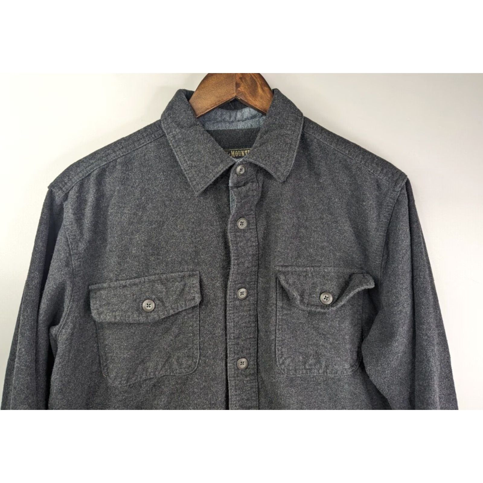 Vintage Grizzly Mountain Flannel Shirt Men’s Size Large Gray Brushed Outdoor Long Sleeve Button-Up Shirt Size US L / EU 52-54 / 3 - 2 Thumbnail