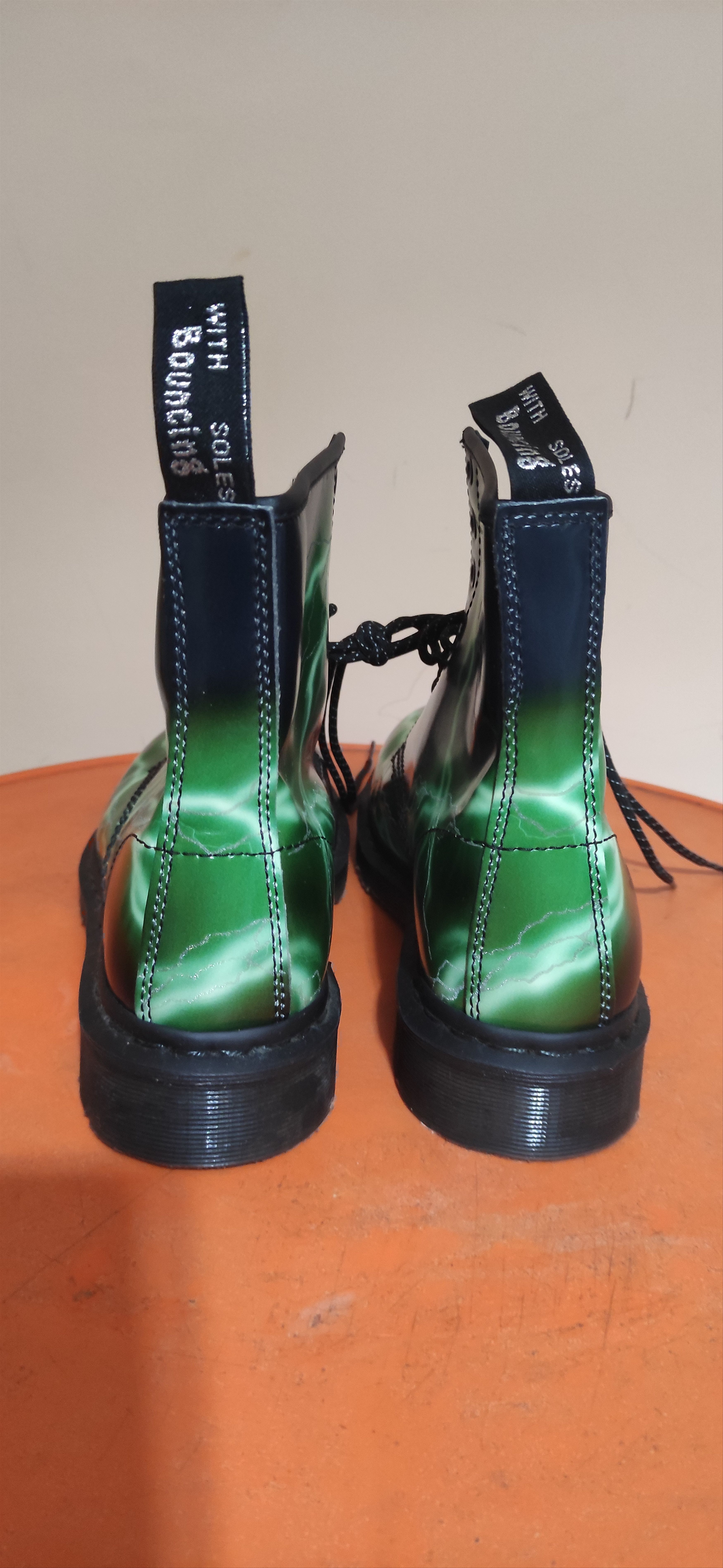 Dr. Martens The men's boots Dr. Martens Size US 8 / EU 41 - 2 Thumbnail