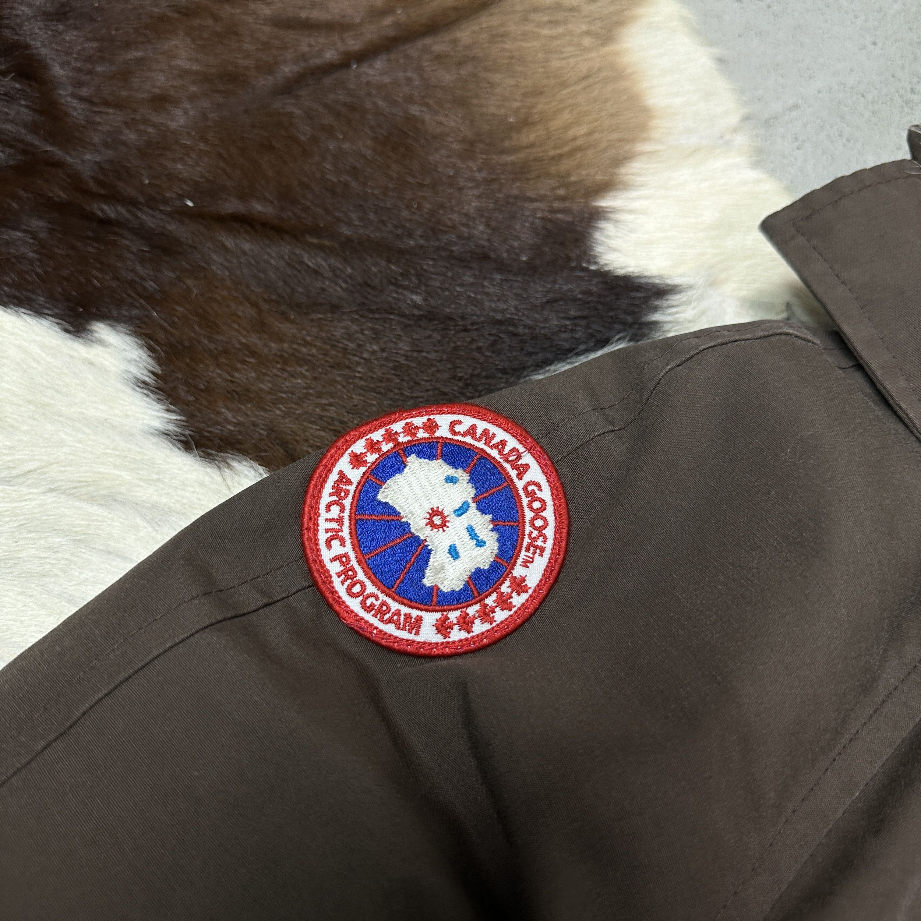 Canada Goose Vintage Outdoor Canada Goose Chillwack Jacket Y2K Size US S / EU 44-46 / 1 - 8 Thumbnail