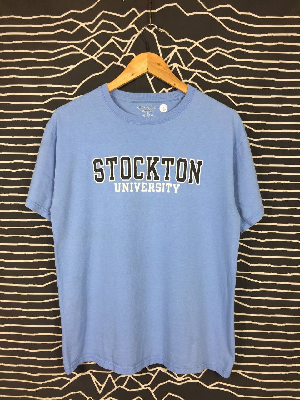 Champion × Vintage Vtg Champion Stockton University Spell Out Tee Size US M / EU 48-50 / 2 - 2 Thumbnail
