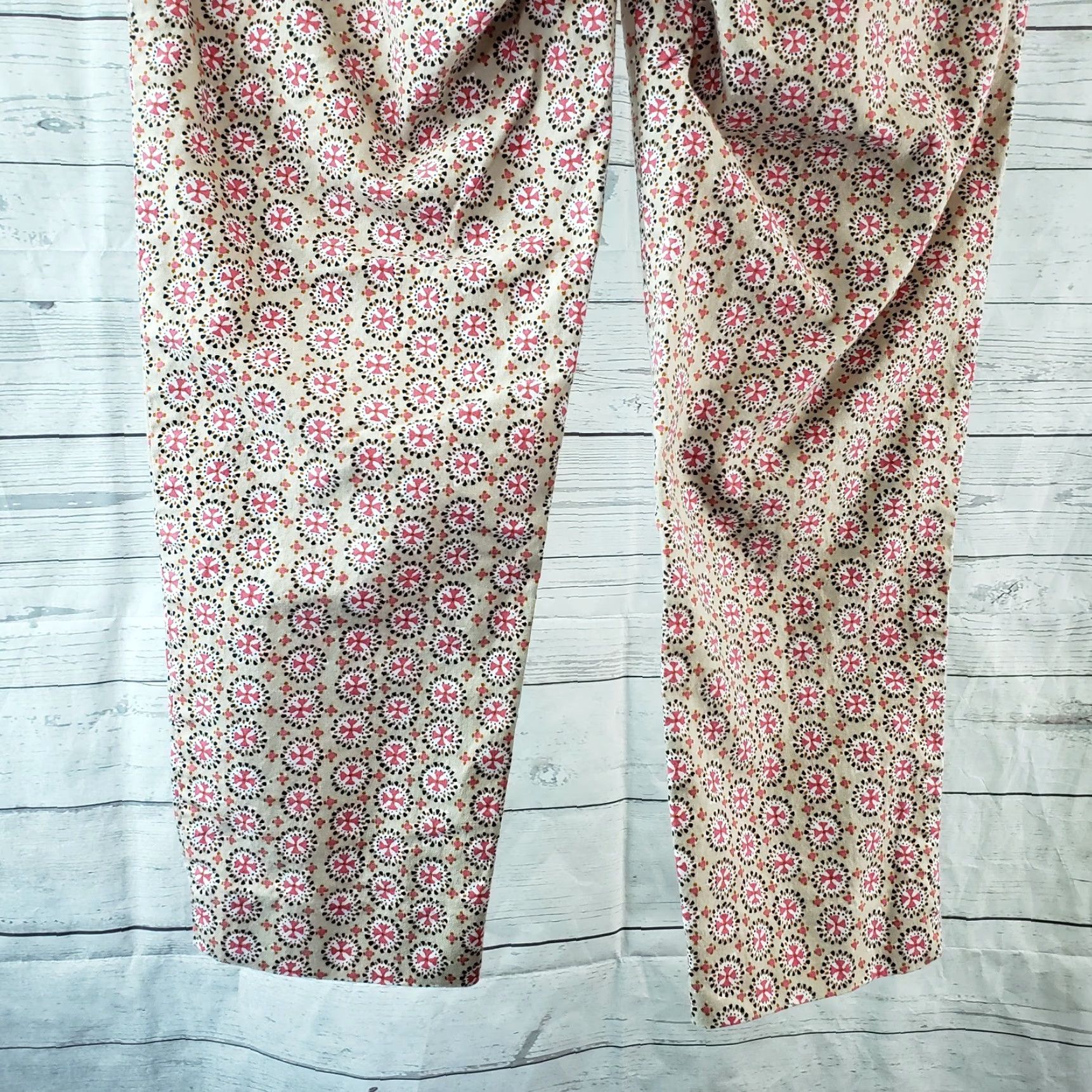 Loft VINTAGE: Not applicable; but the item is LOFT Julie Riviera pants size 8. [Oops must not add content not in original]. Size 30" / US 8 / IT 44 - 4 Thumbnail