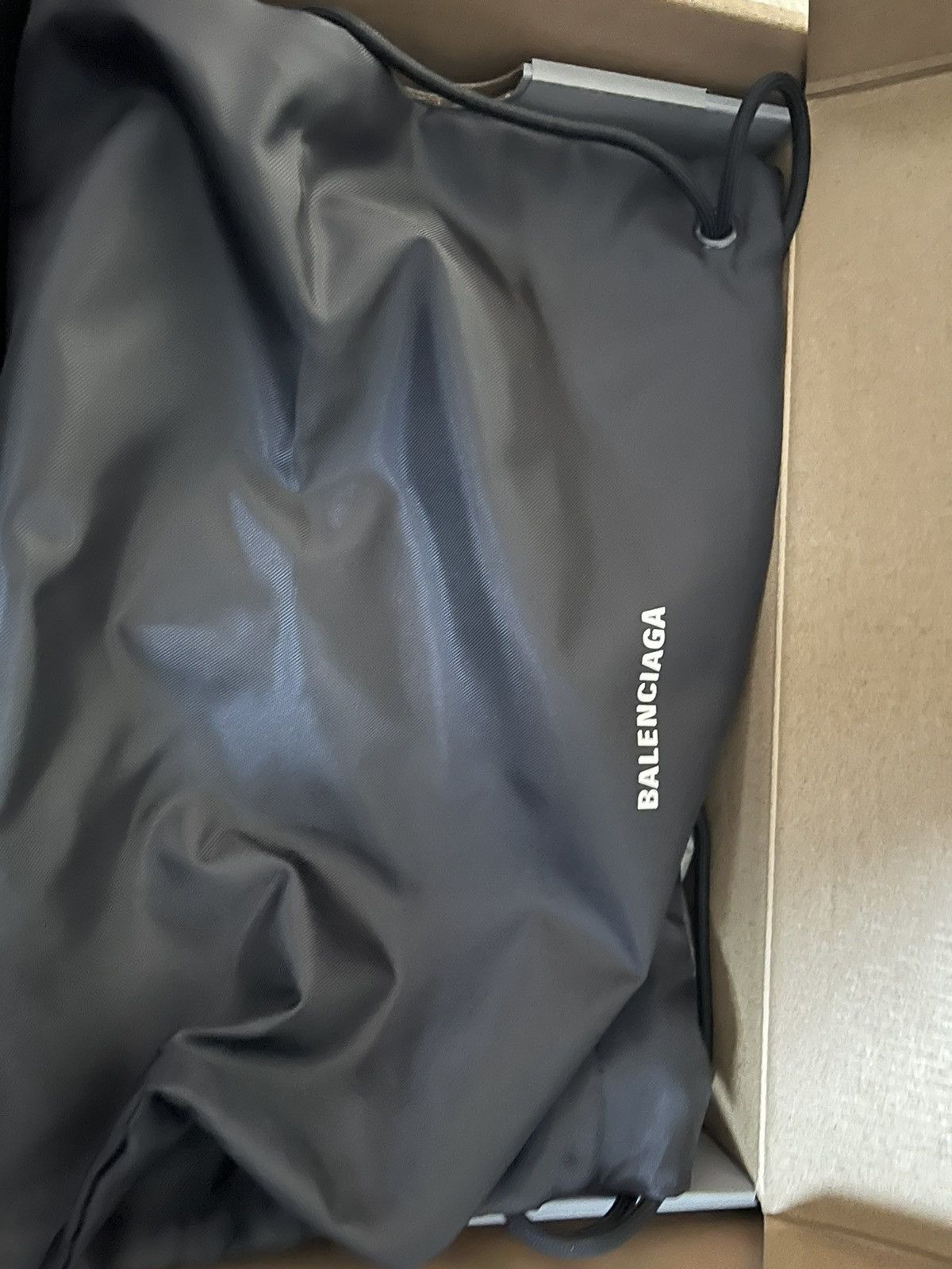 Balenciaga Balenciaga Paris high top sneakers new Size US 9 / EU 42 - 9 Thumbnail