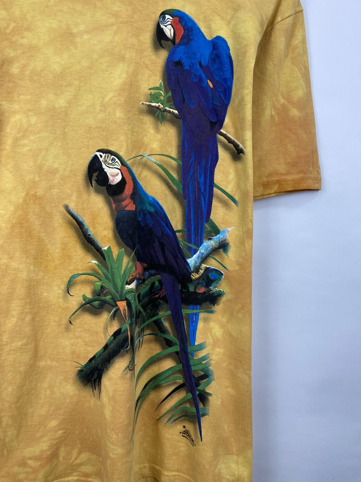The Mountain 🦜 Vintage 1999 Parrot family T-Shirt Hanes Retro Rare Y2K Size US M / EU 48-50 / 2 - 4 Thumbnail