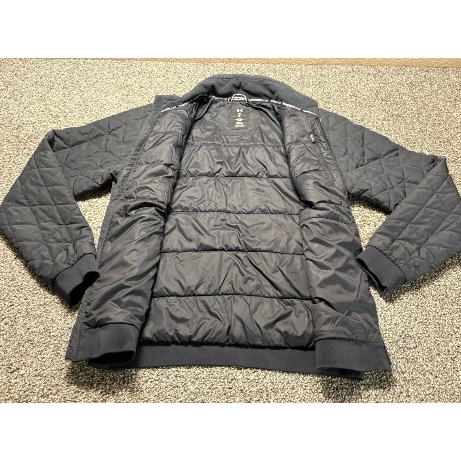 Under Armour Under Armour Puffer Jacket Storm Mens Medium ColdGear Reactor Performance Hybrid Jacket Black Mens Size US M / EU 48-50 / 2 - 2 Thumbnail