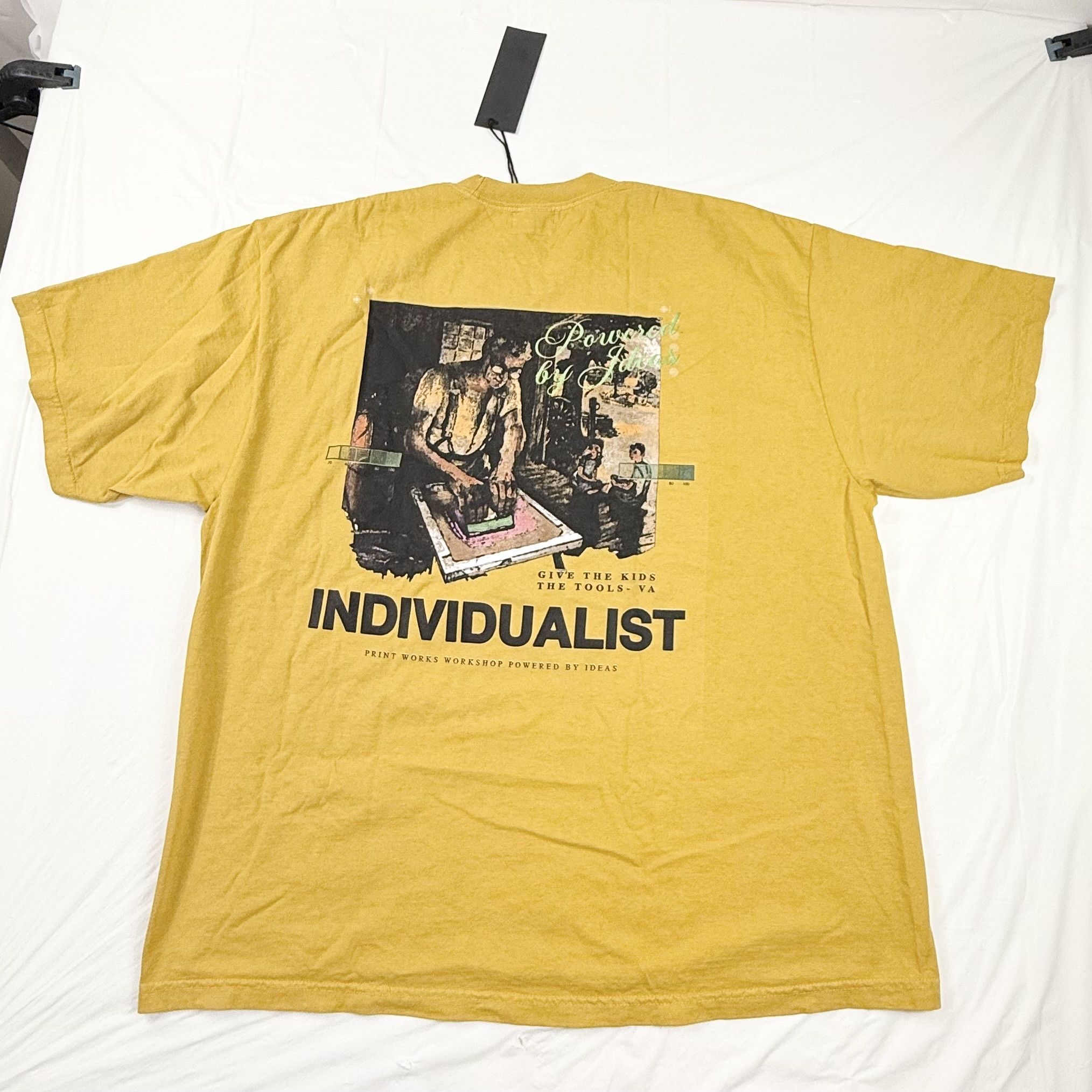 INDIVIDUALIST Individualist Give The Kids The Tools Graphic Tee 2X New Size US XXL / EU 58 / 5 - 1 Thumbnail