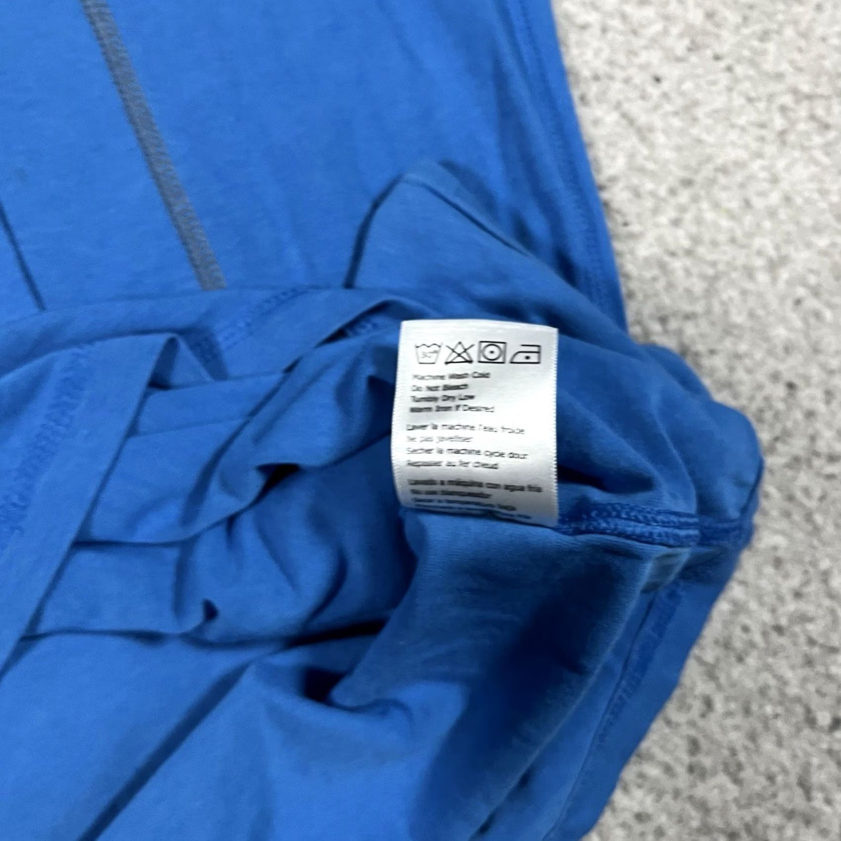 Vintage tasc Performance Pullover 1/4 Zip Mens L Blue Activewear Sweatshirt Size US L / EU 52-54 / 3 - 4 Thumbnail