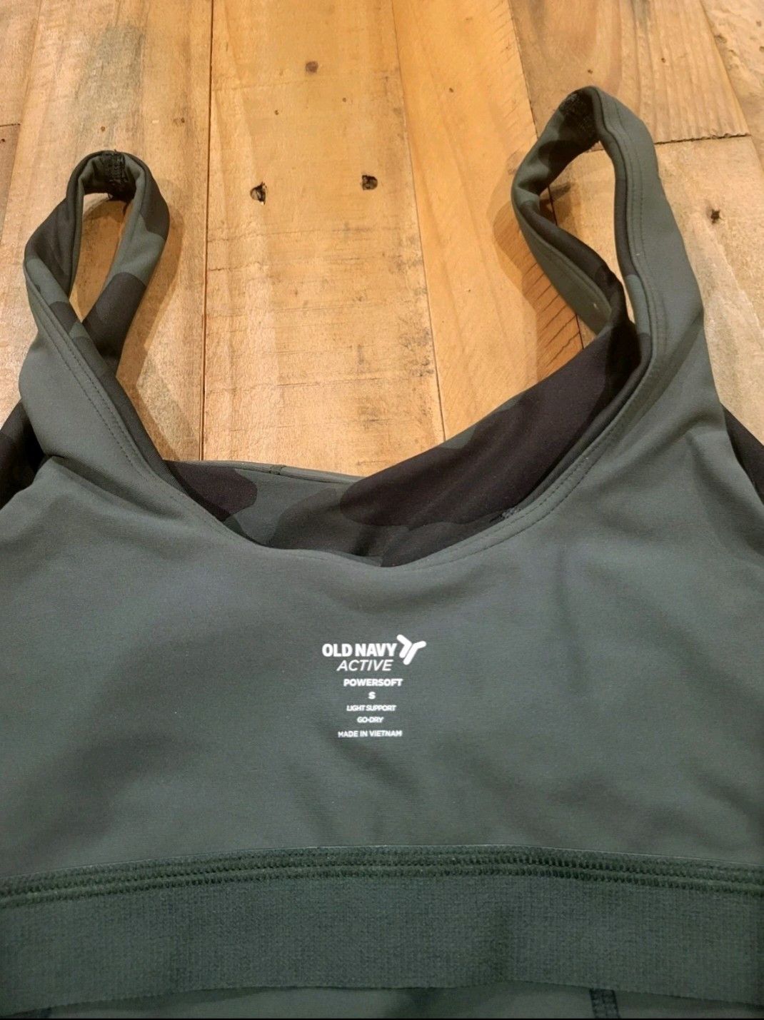 Old Navy Old Navy Sports Bra Light Support PowerSoft Longline Camo Size L / US 10 / IT 46 - 8 Thumbnail