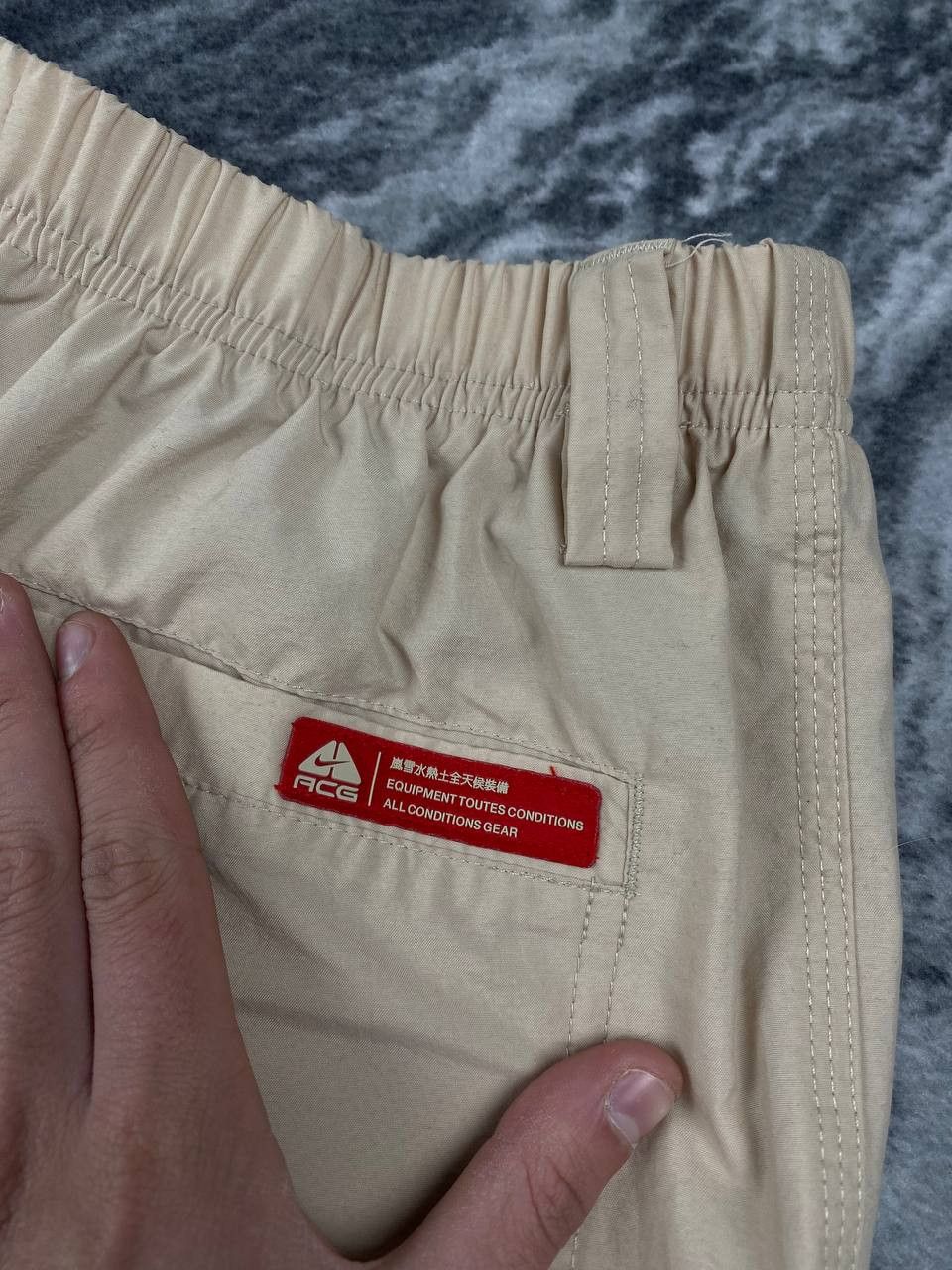 Nike ACG Vintage Nike ACG Cargo Baggy Pants Y2K Men Size L Beige Size US 34 / EU 50 - 13 Thumbnail