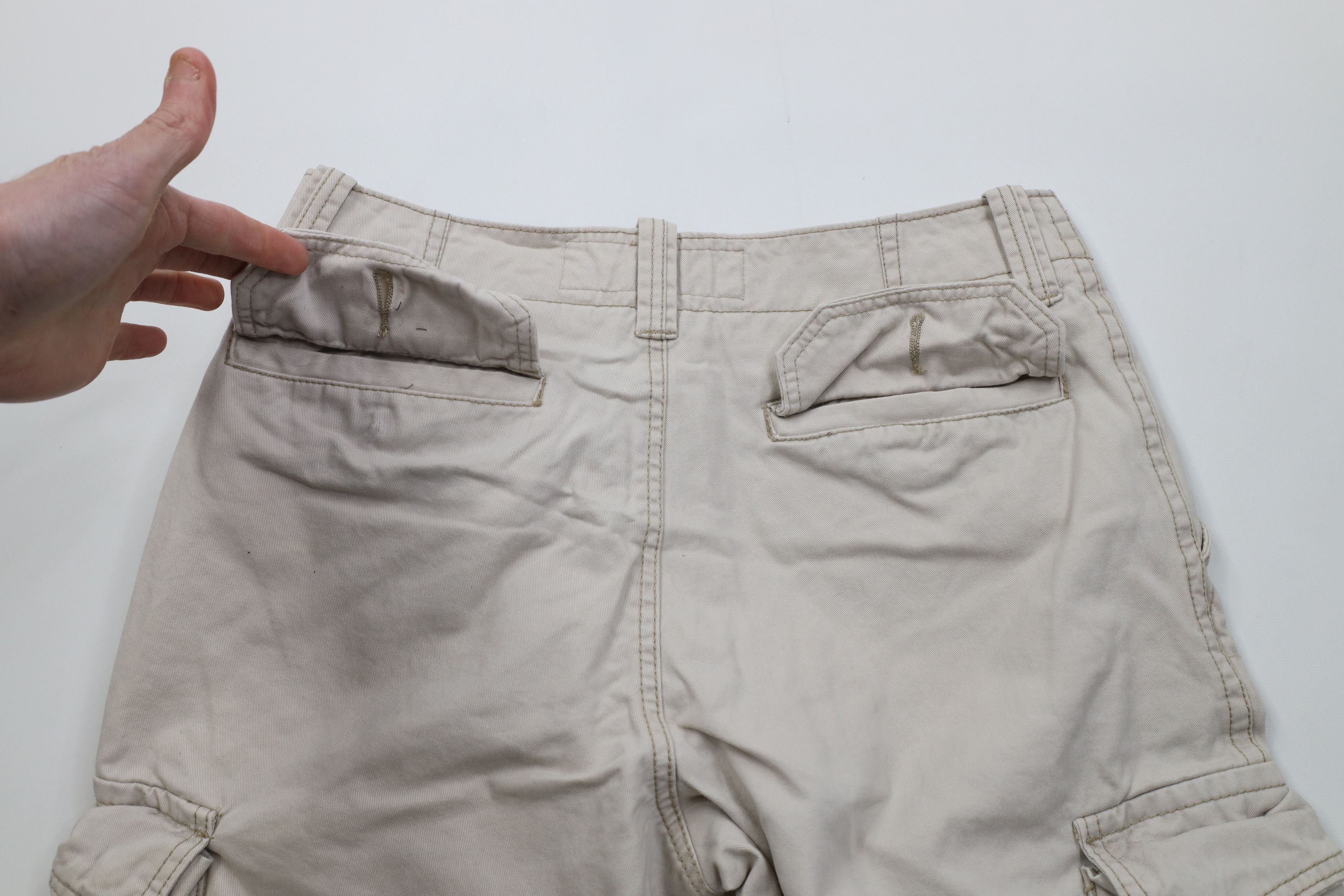 Aeropostale Vintage Y2K Aeropostale Heavyweight Cargo Shorts Beige Size US 32 / EU 48 - 10 Thumbnail