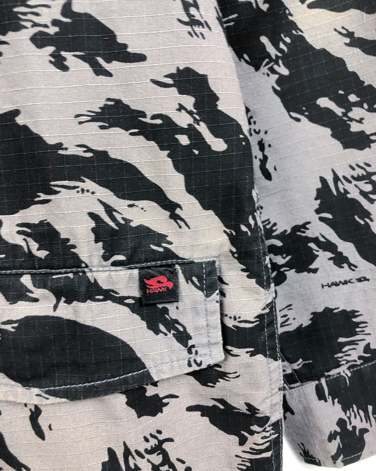 Tony Hawk Rare Vintage Tony Hawk Camo Jacket Size US L / EU 52-54 / 3 - 8 Thumbnail