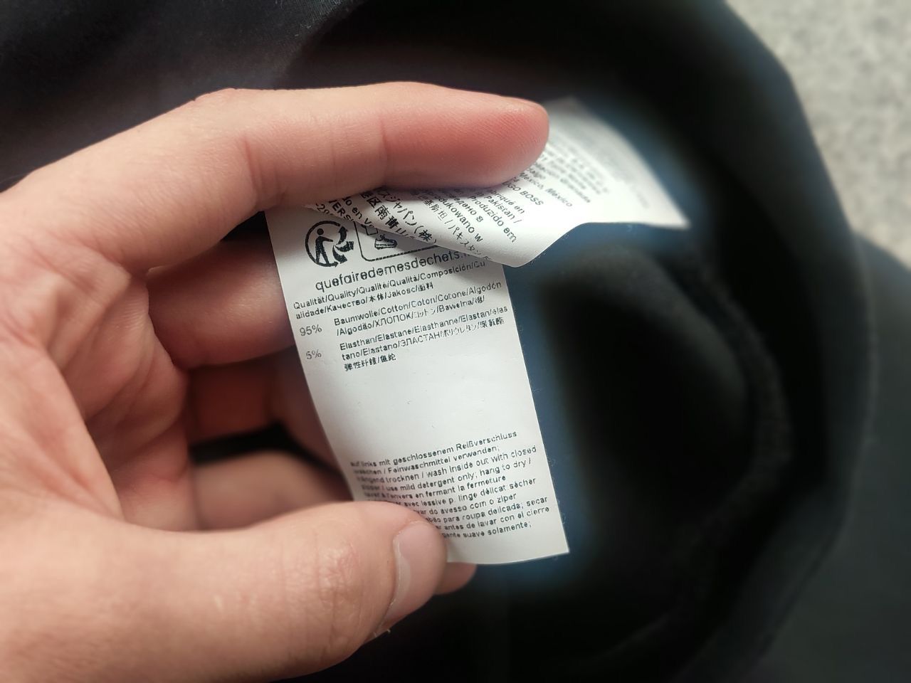 Hugo Boss Boss Through Saggy Black Logo Zip Pocket Hoodie Sweatshirt Size US L / EU 52-54 / 3 - 16 Thumbnail