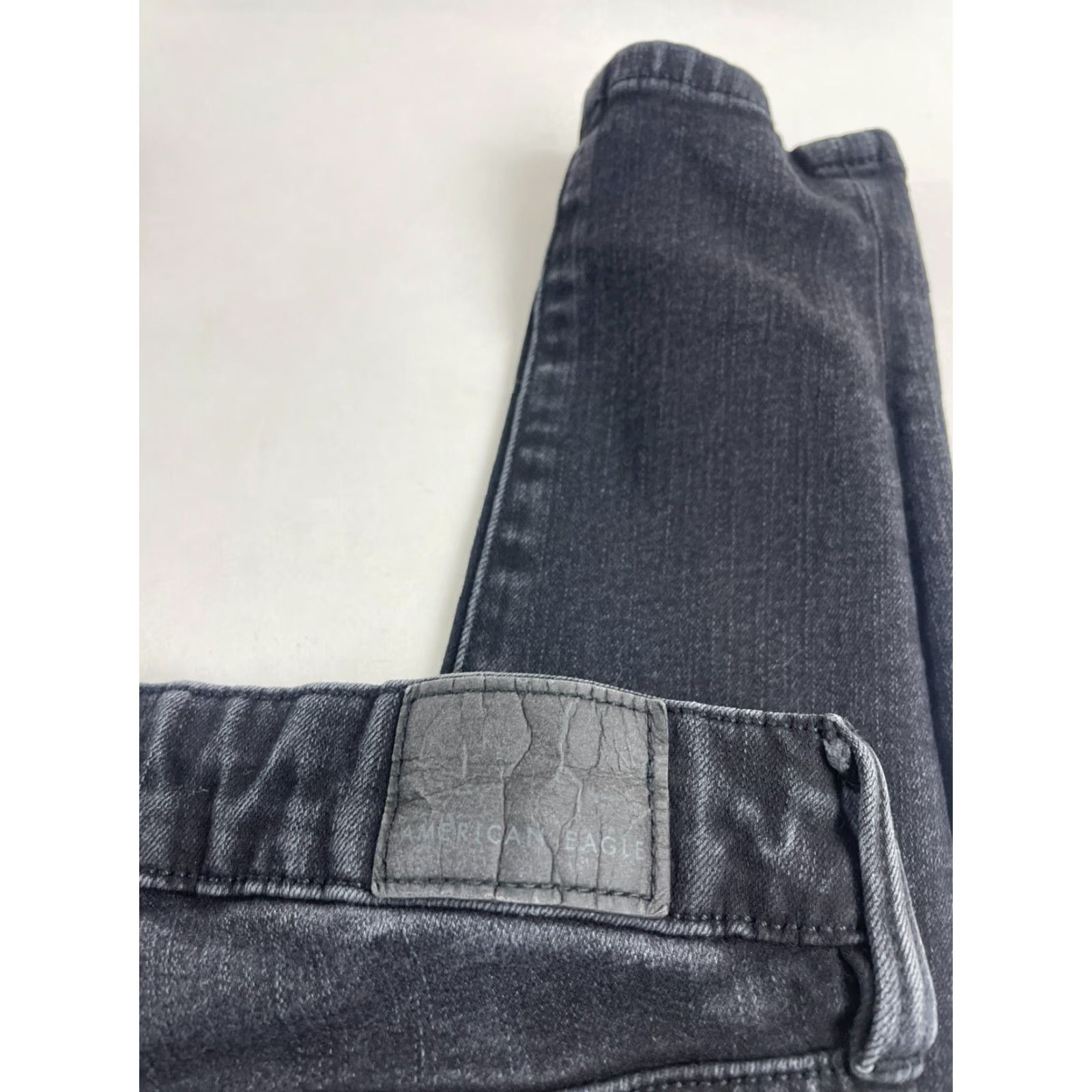 American Eagle Outfitters VINTAGE? No. Size 42" / US 20 - 3 Thumbnail