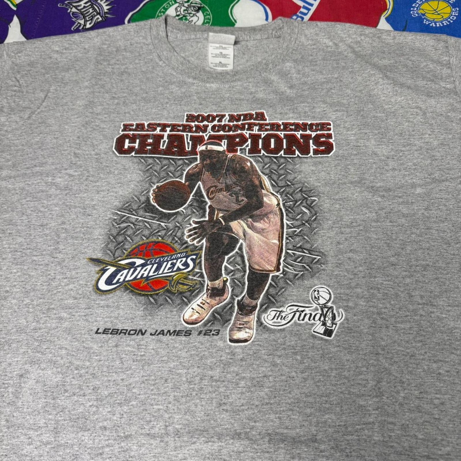NBA × Vintage Vintage 2007 NBA LeBron James Cleveland Cavaliers Finals Tee Size US XL / EU 56 / 4 - 3 Thumbnail