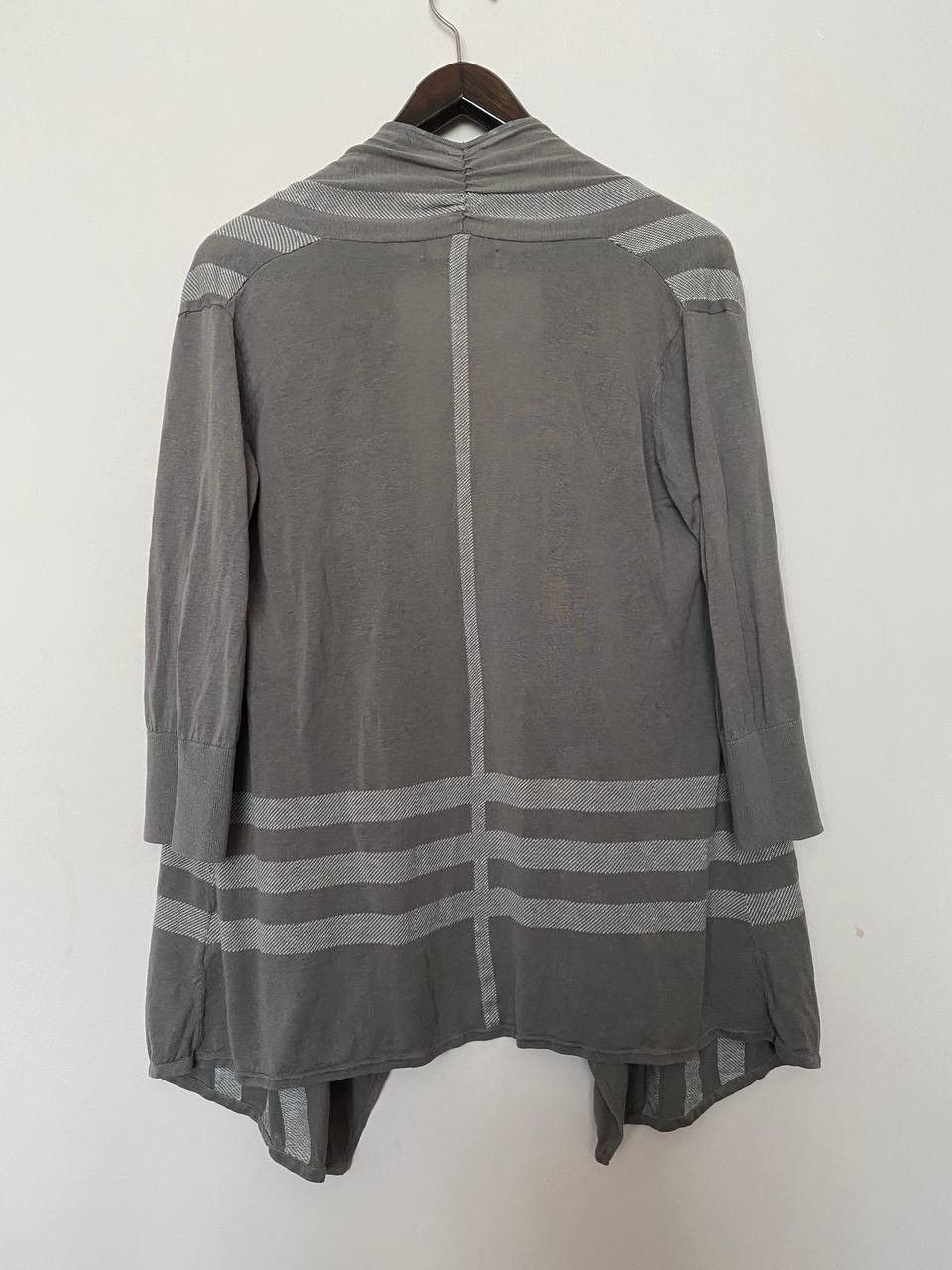Burberry Women's Burberry Nova Check Silk/Lino Cardigan Size M Size M / US 6-8 / IT 42-44 - 9 Thumbnail