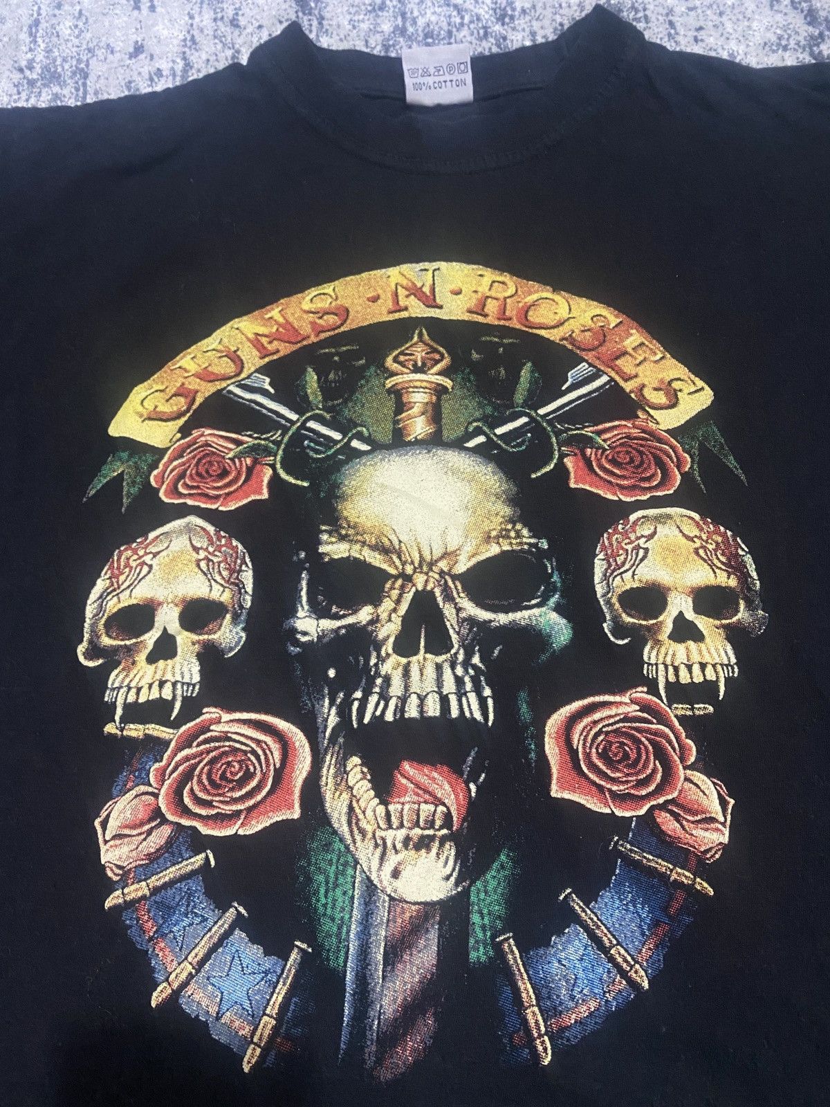 Band Tees Vintage Guns N Roses rare big logo band 90s 00s tee Size US L / EU 52-54 / 3 - 4 Thumbnail