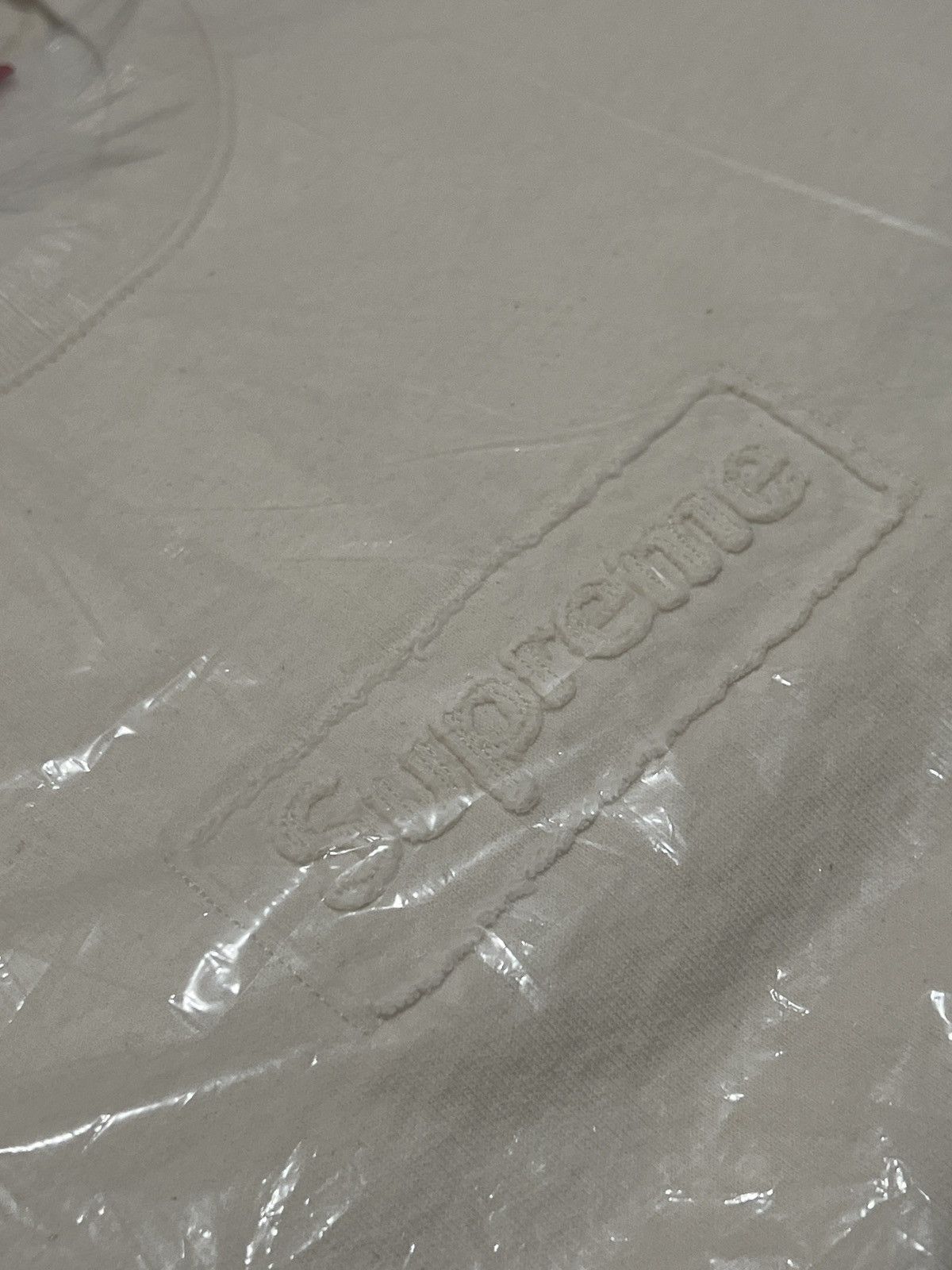 Supreme Supreme Cutout Logo Crewneck (SS20) Size US M / EU 48-50 / 2 - 8 Thumbnail