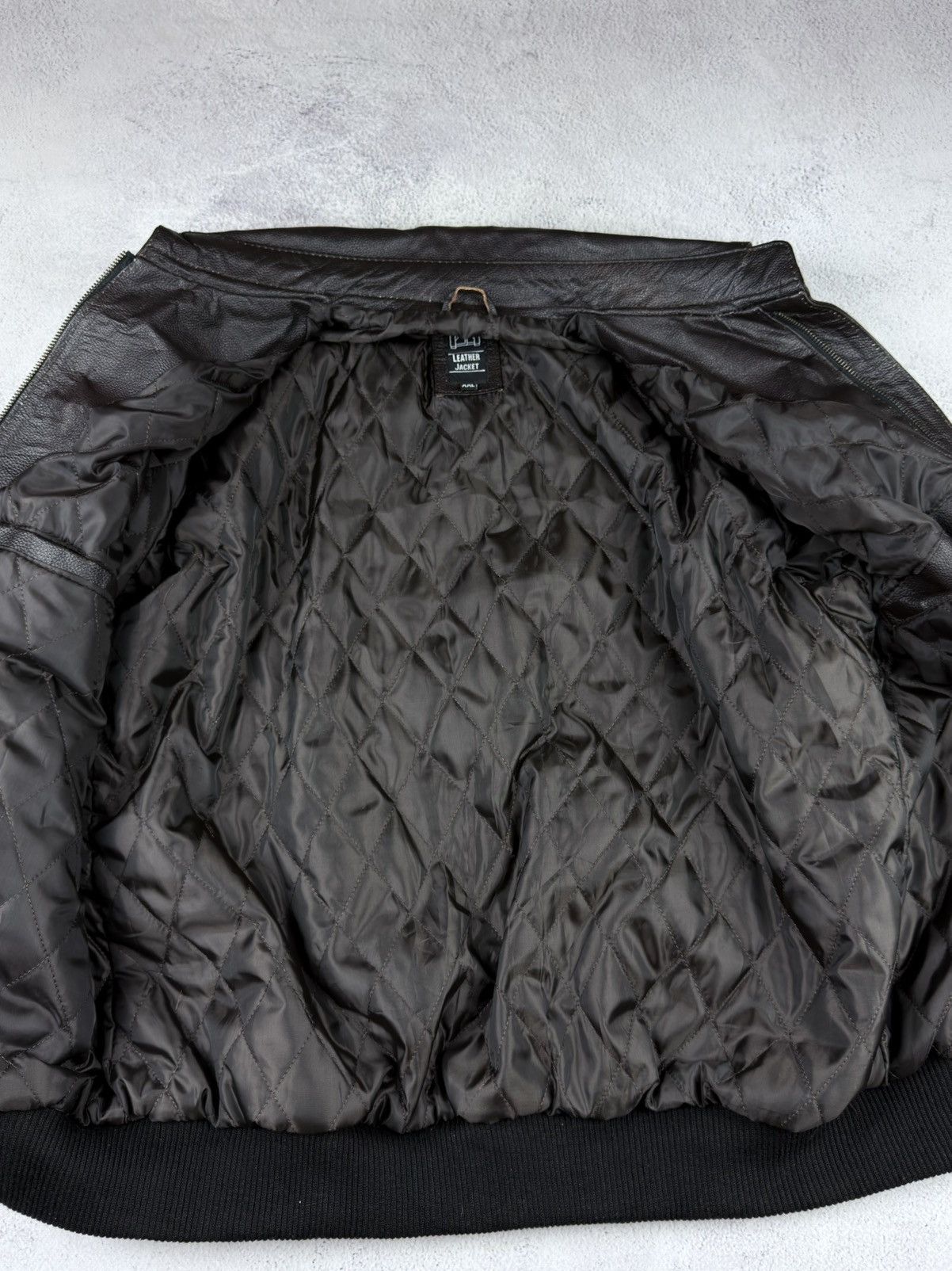 Vintage Chris Redfield Resident Evil Jacket A2 Flight Brown Bomber Size US XXL / EU 58 / 5 - 14 Thumbnail