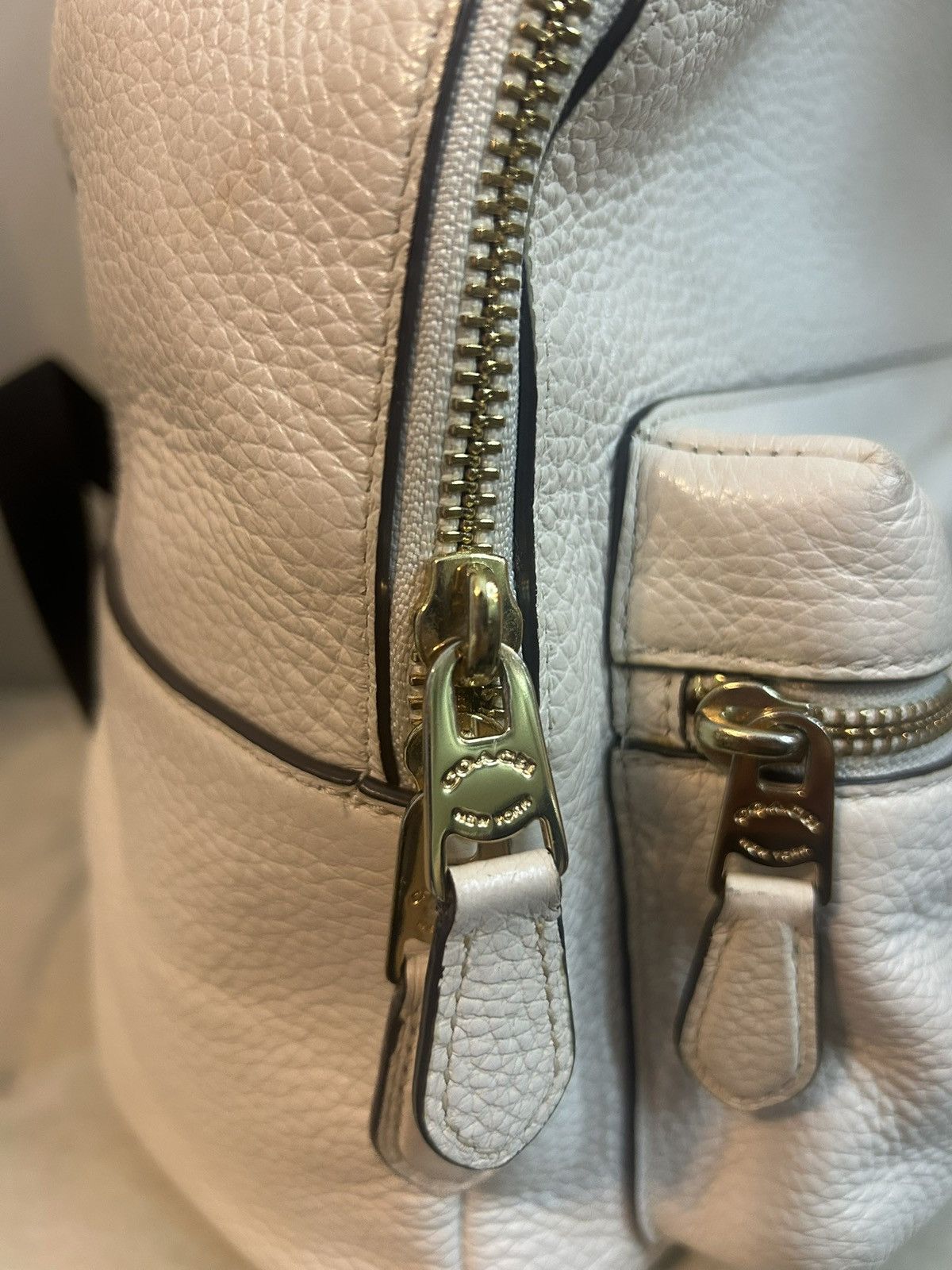 Coach Coach Court Backpack - Refined Chalk Pebbled Leather Size ONE SIZE - 3 Thumbnail