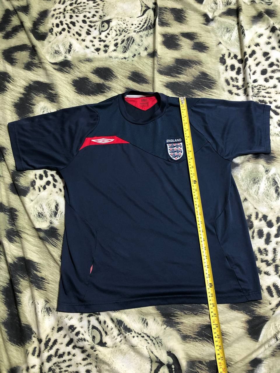 Umbro Vintage Umbro soccer jersey England Size US L / EU 52-54 / 3 - 9 Thumbnail
