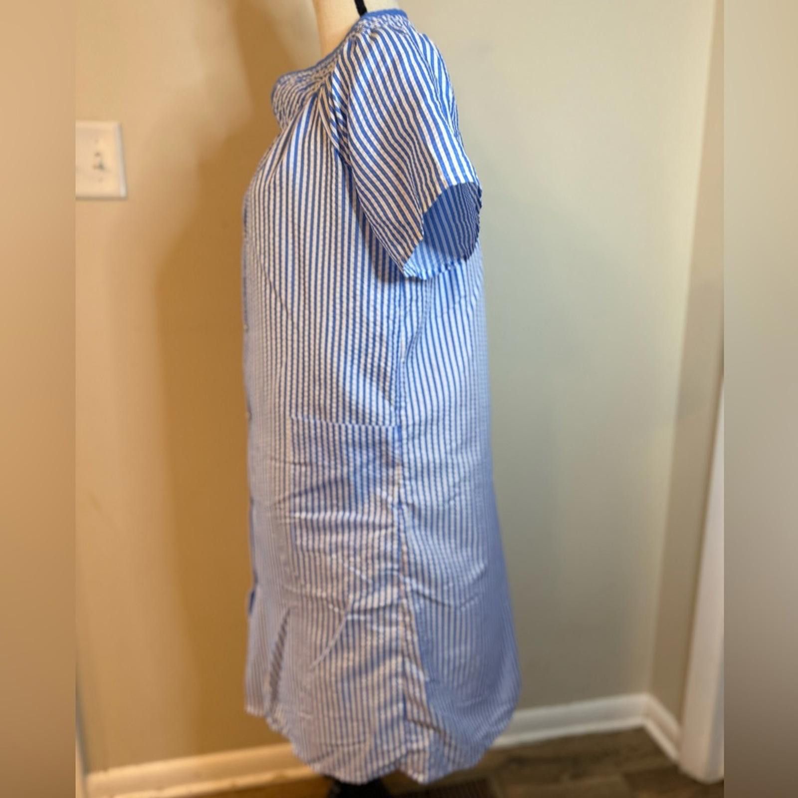 Other Casual Nights vintage night gown blue white stripes SZ M Size ONE SIZE - 3 Thumbnail