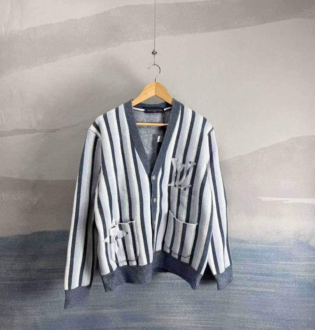 Louis Vuitton Louis Vuitton Floral Stripe Wool Cardigan Size M / US 6-8 / IT 42-44 - 1 Thumbnail