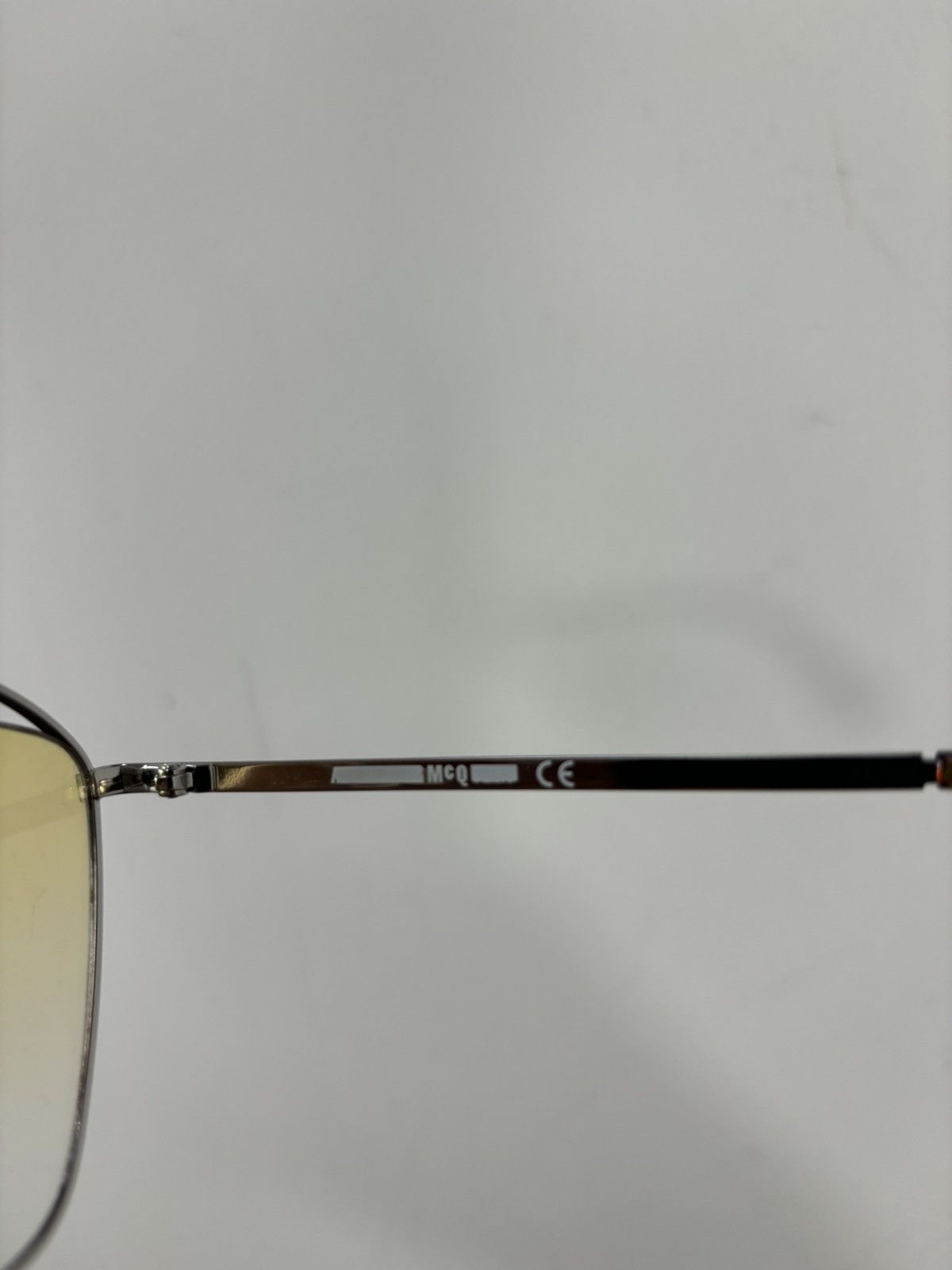 Alexander McQueen Alexander McQueen Yellow Lens Luxury Aviator Sunglasses Size ONE SIZE - 14 Thumbnail