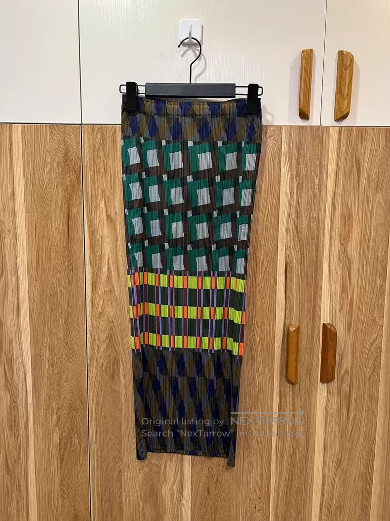 Issey Miyake Issey Miyake size:3 Blue Print Women's Skirt Size 22" - 3 Thumbnail