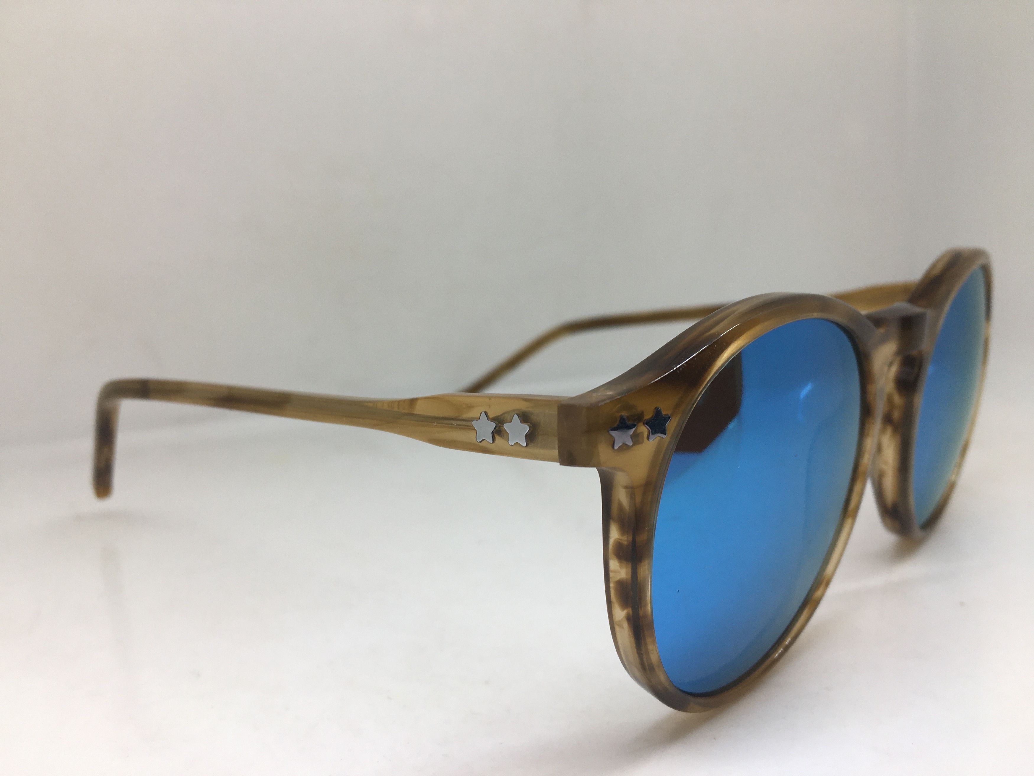 Wildfox Wildfox Steff Ivy League Keyhole Sunglasses Frame Size ONE SIZE - 2 Thumbnail