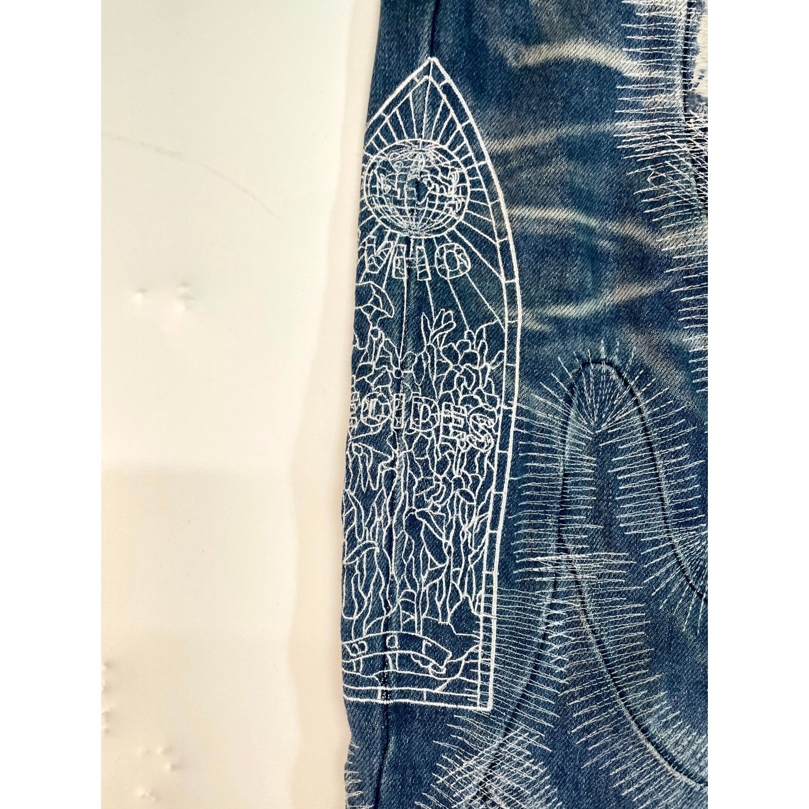 Who Decides War WDW Patch Blue Jeans Size US 32 / EU 48 - 5 Thumbnail